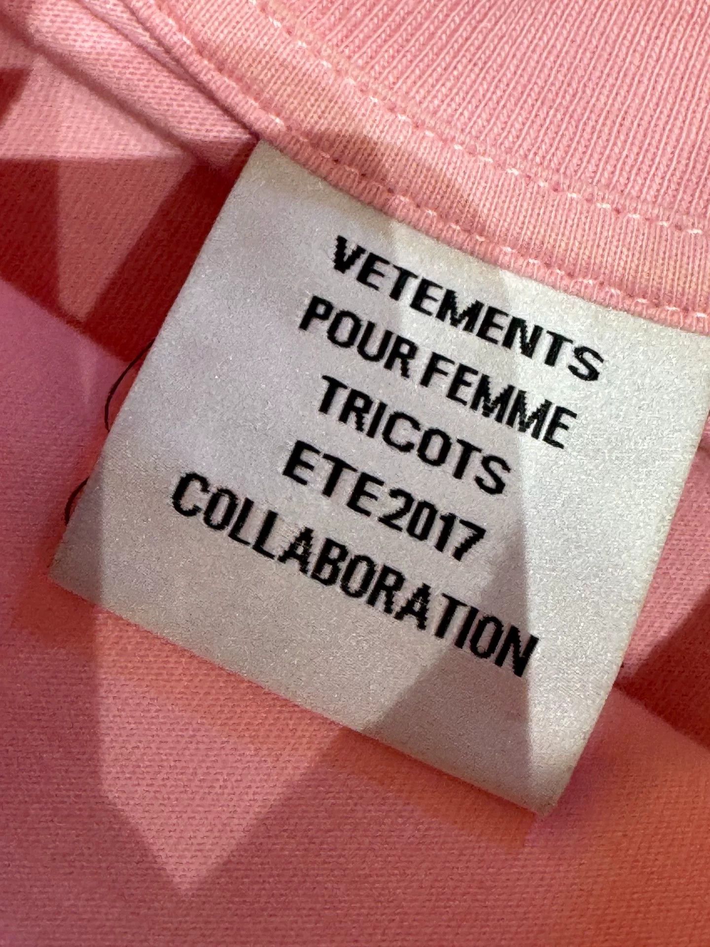 Vetements VETEMENTS Double Layer Oversized T-Shirt Size US S / EU 44-46 / 1 - 3 Thumbnail