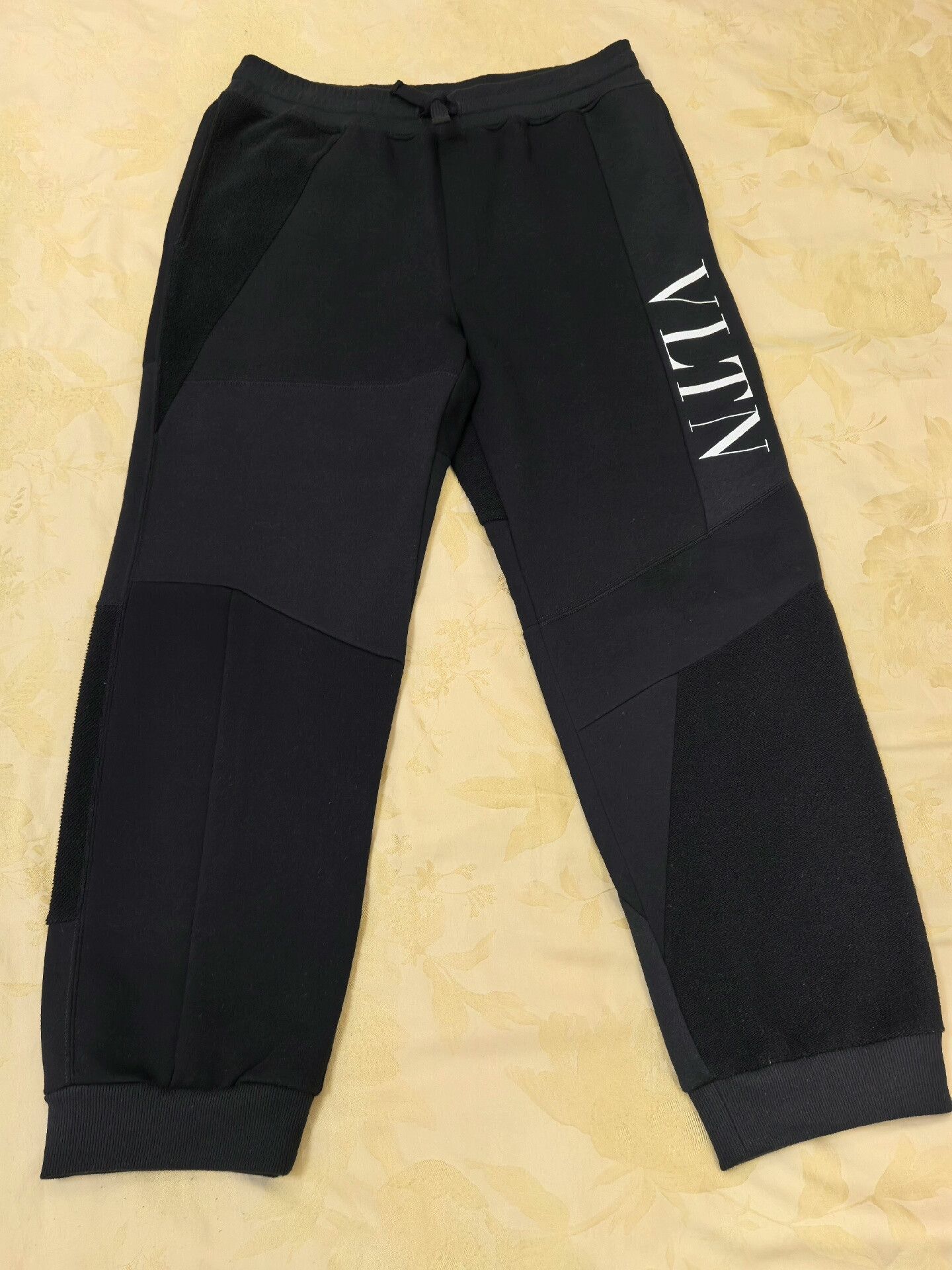 Valentino Valentino Irregular Panel Black Sweatpants M Size US 32 / EU 48 - 2 Thumbnail
