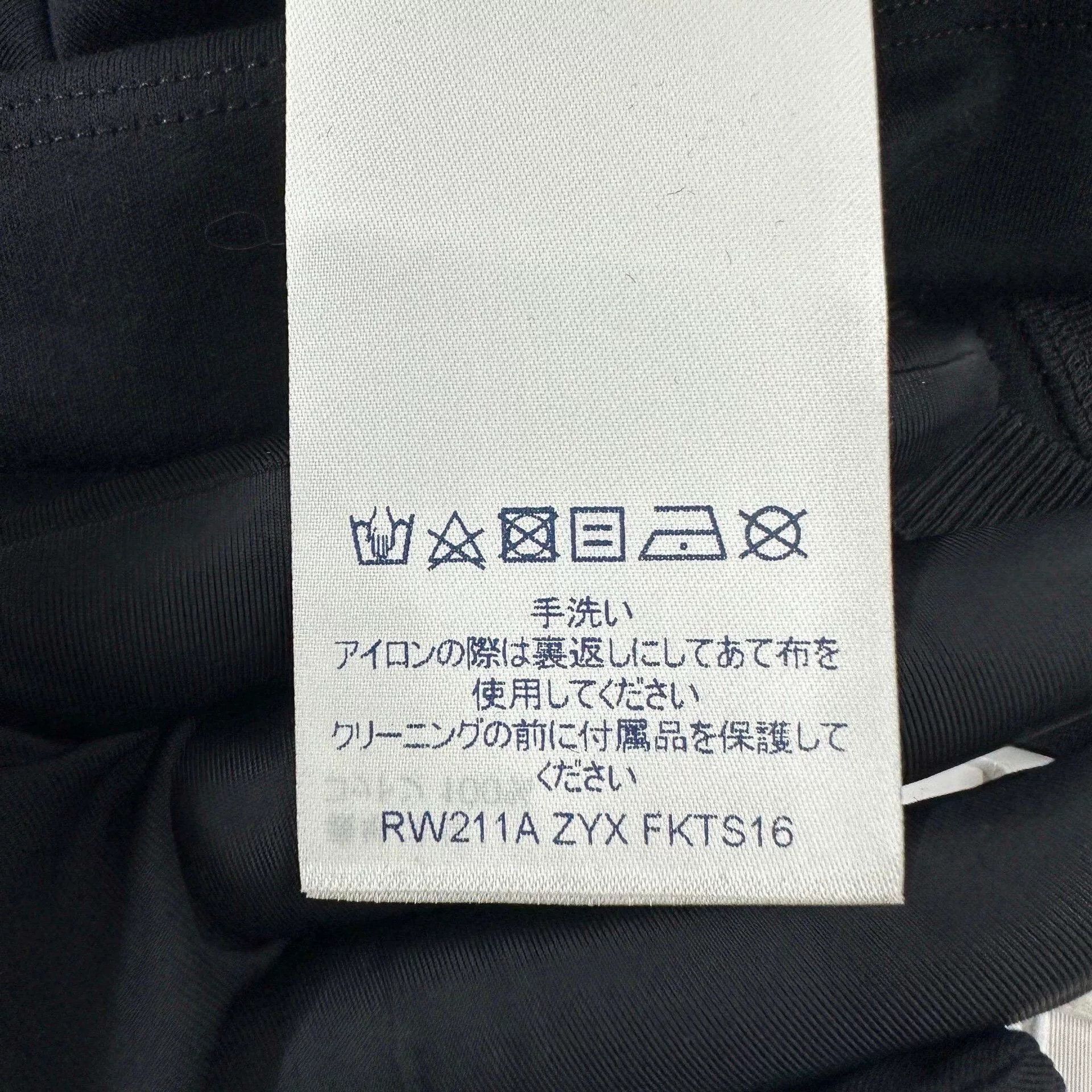 Louis Vuitton LV Monogram Logo Short Sleeve XS Size US XS / EU 42 / 0 - 9 Thumbnail