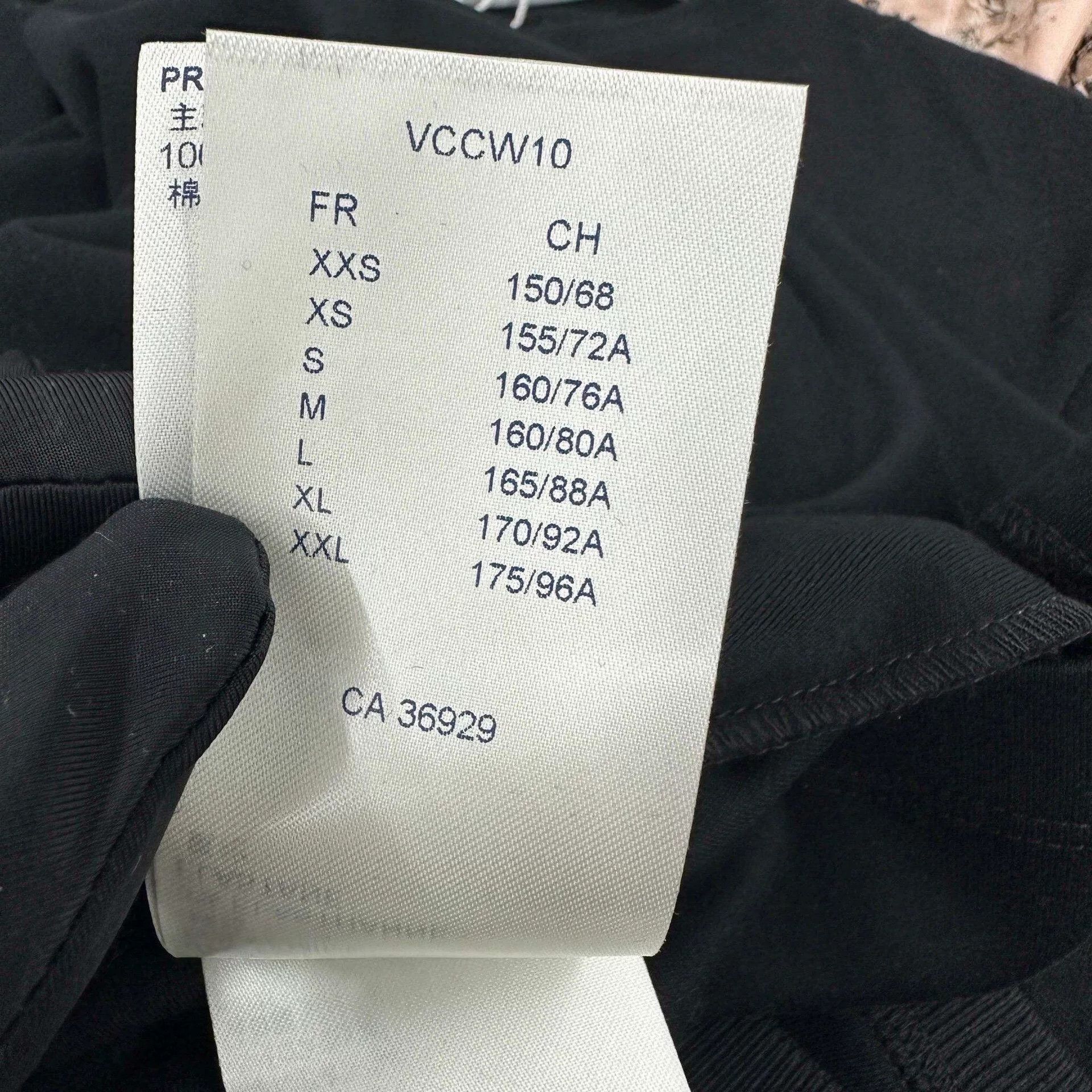 Louis Vuitton LV Monogram Logo Short Sleeve XS Size US XS / EU 42 / 0 - 8 Thumbnail