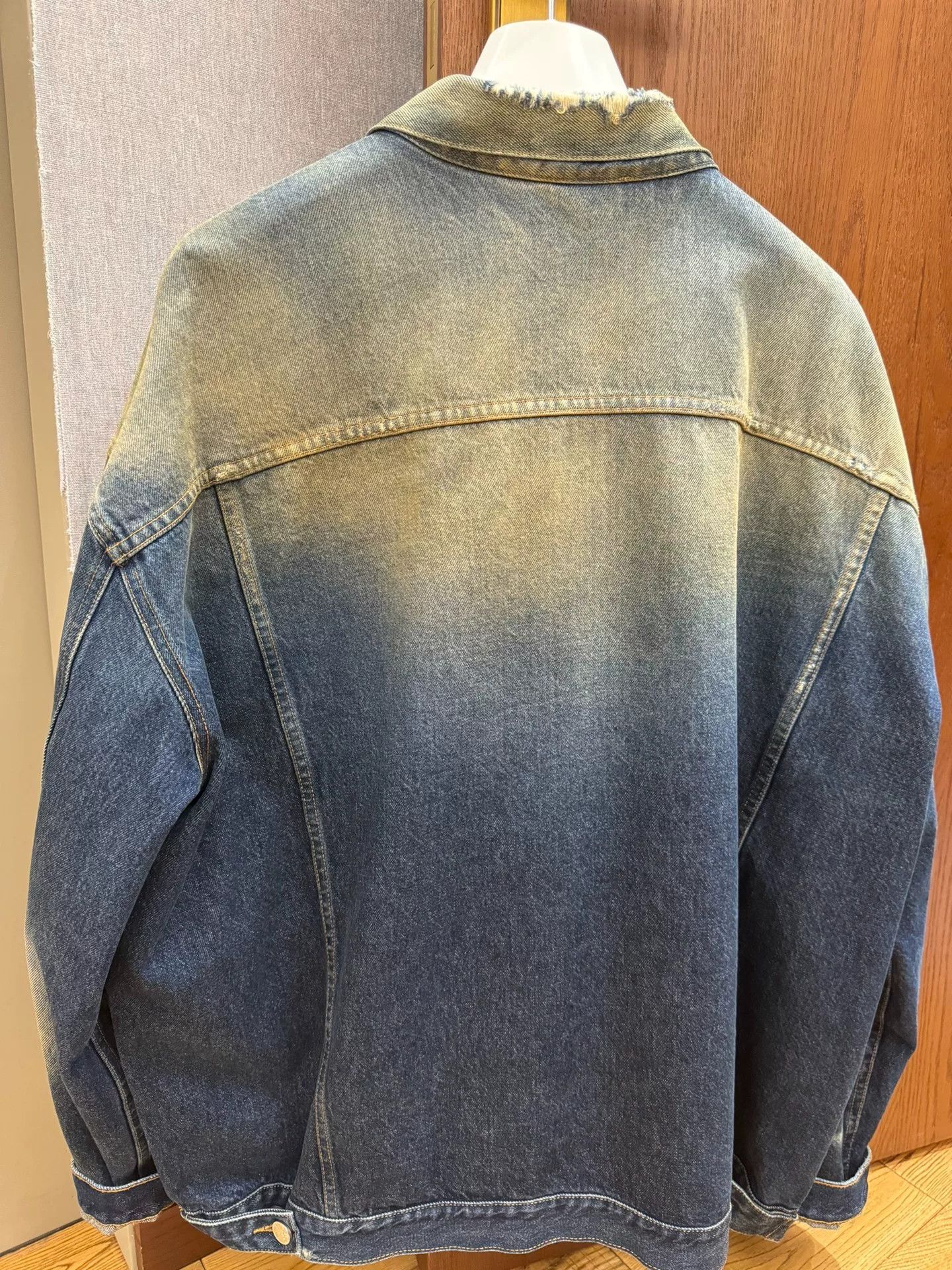 Vetements Vetements Paris Denim Jacket M Size US M / EU 48-50 / 2 - 5 Thumbnail