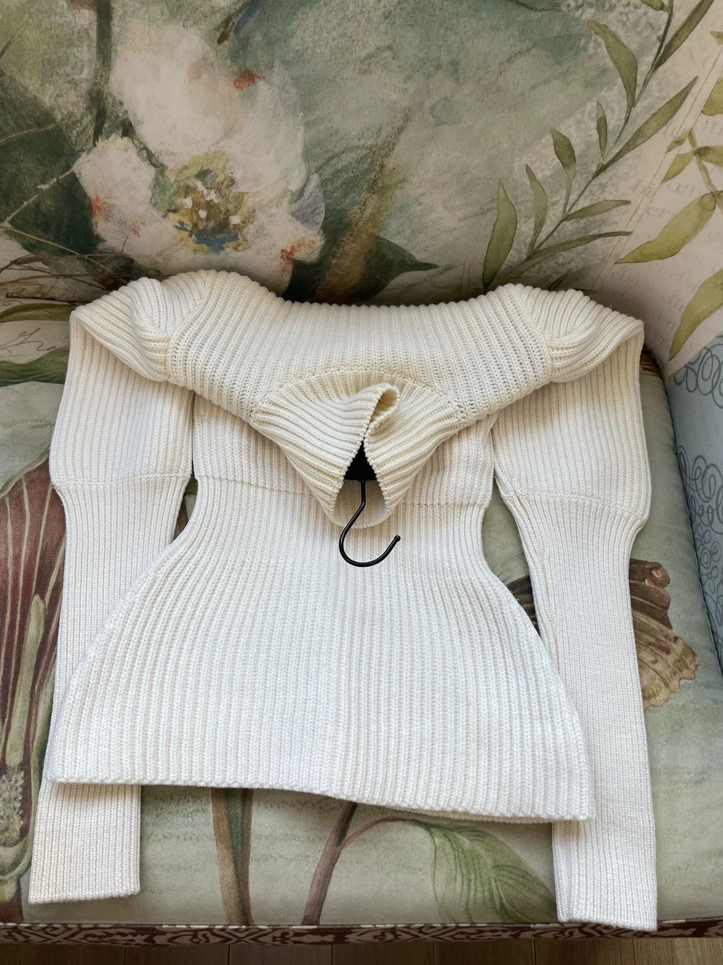 Dior white ribbed turtleneck puff sleeve sweater Size US S / EU 44-46 / 1 - 5 Thumbnail