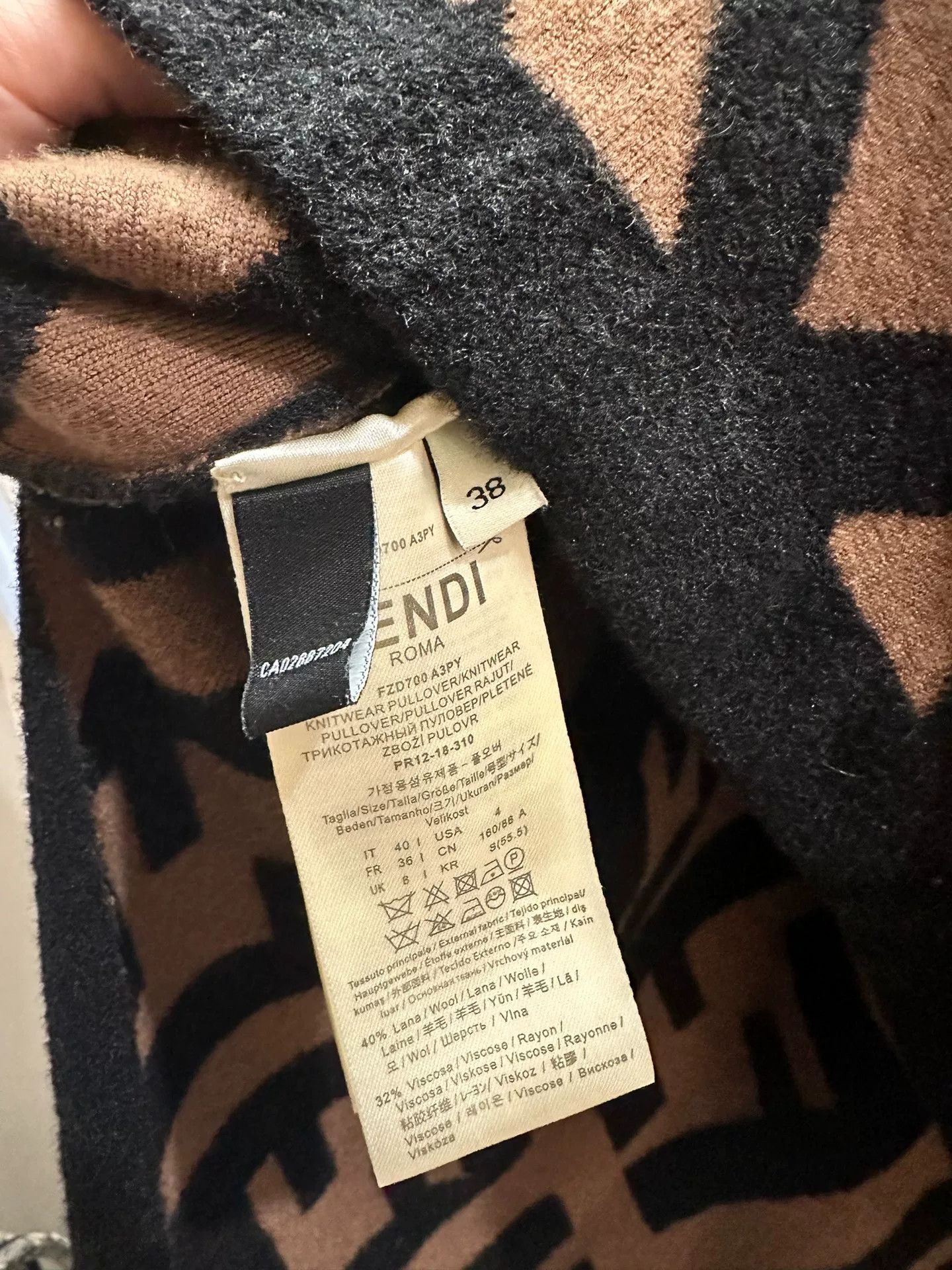 Fendi fendi logo poncho sweater in brown tones Size US M / EU 48-50 / 2 - 5 Thumbnail