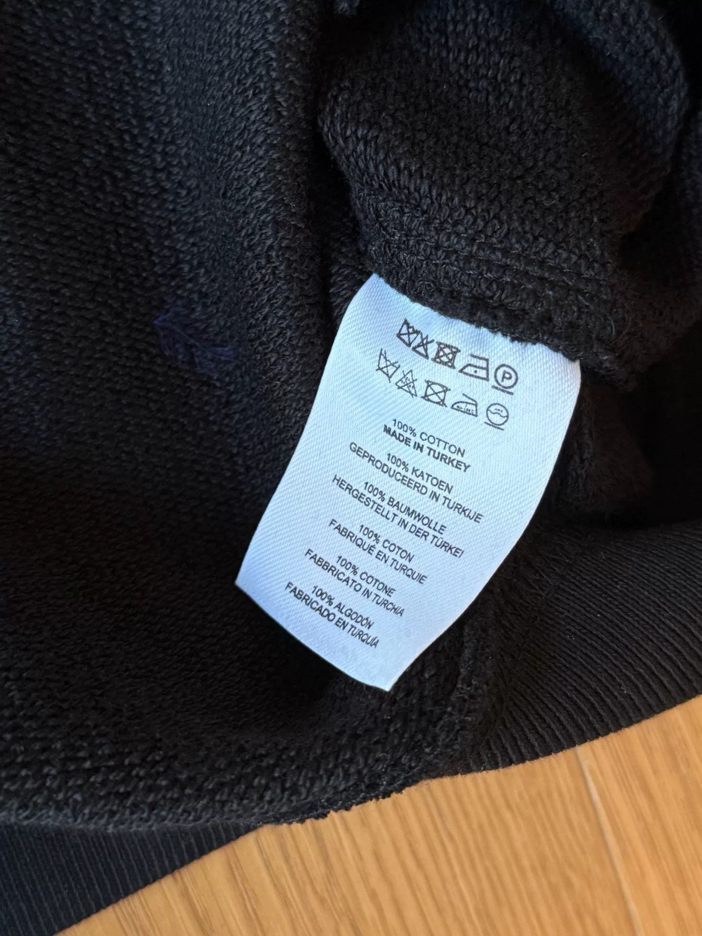 Dries Van Noten dries van noten black sweatshirt with fur trim Size US M / EU 48-50 / 2 - 5 Thumbnail