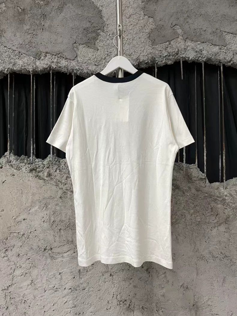 Louis Vuitton Louis Vuitton Flocked Slogan Cutout Triangle Short-Sleeve Size US XL / EU 56 / 4 - 2 Thumbnail