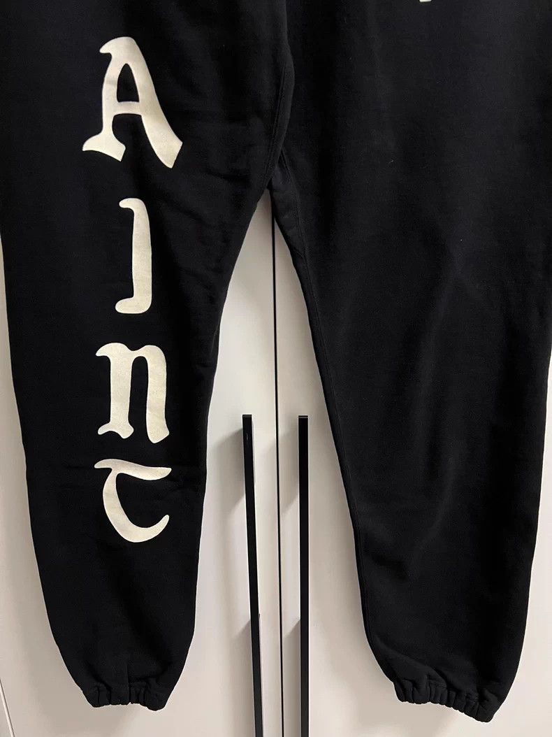 Saint Laurent Paris SAINT Mxxxxxx Flocked Sweatpants Size US 32 / EU 48 - 4 Thumbnail