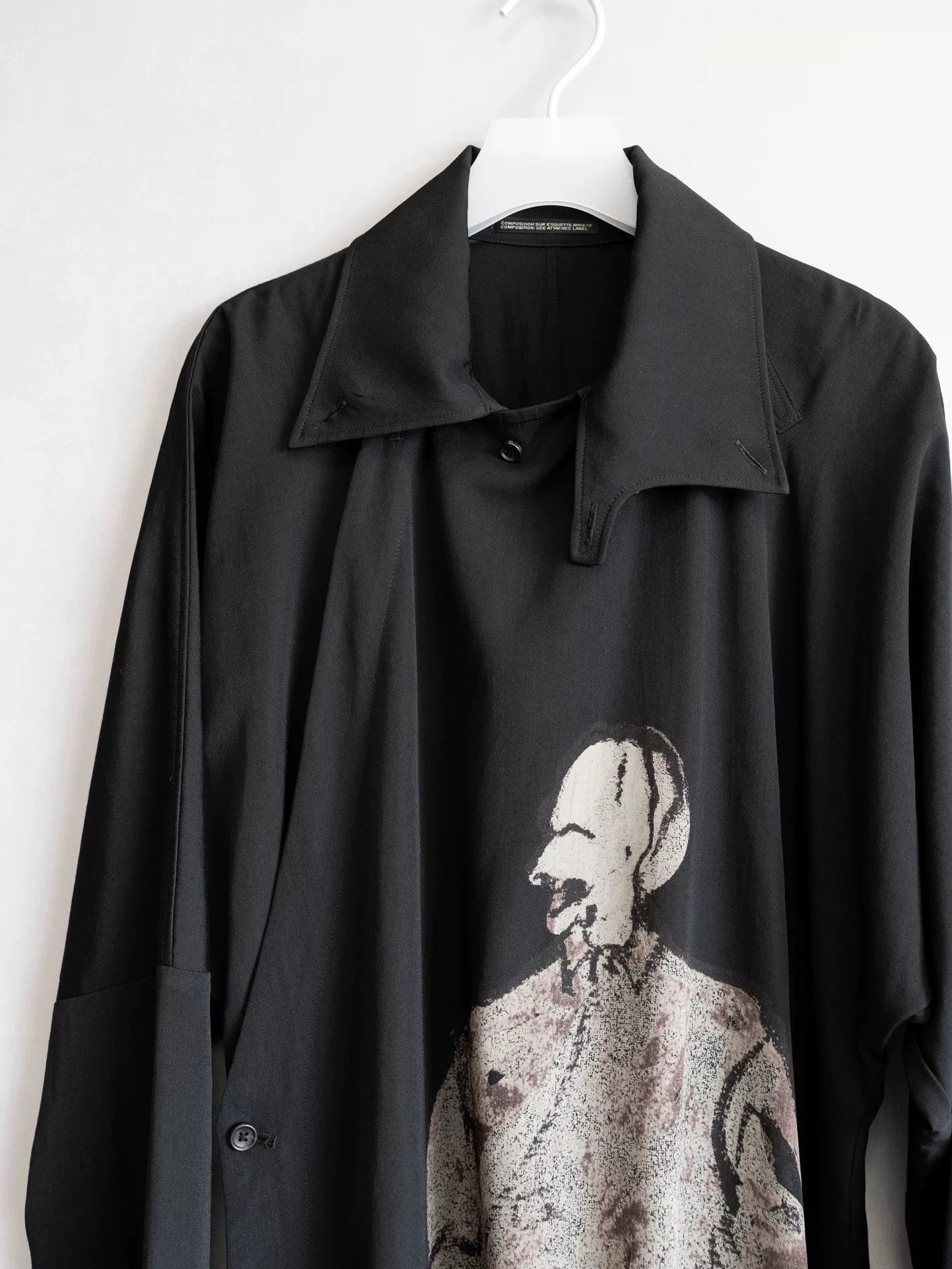 Yohji Yamamoto Yohji Yamamoto Black Long Robe With Print Size US S / EU 44-46 / 1 - 2 Thumbnail