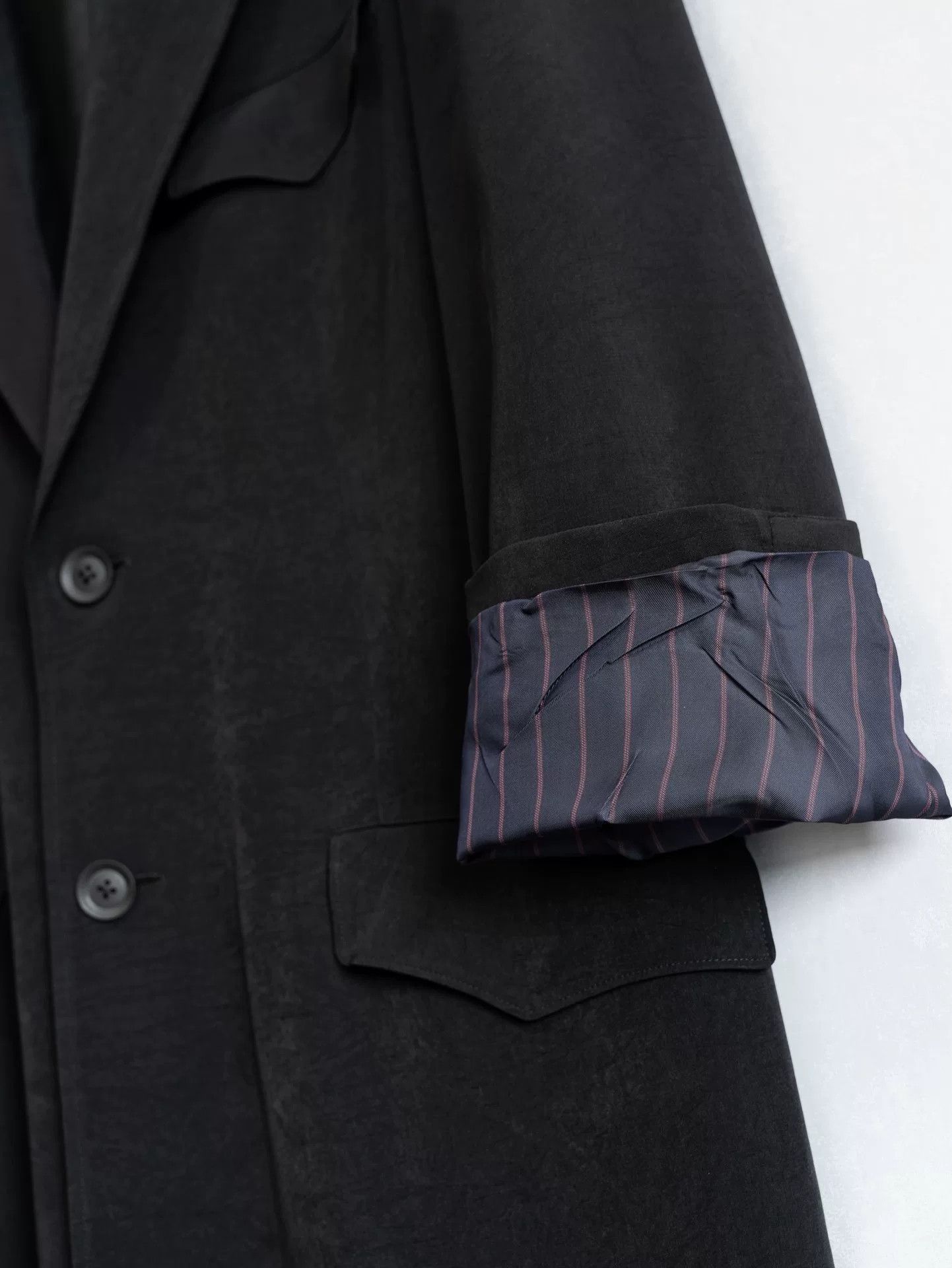 Yohji Yamamoto elegant black tailcoat with pleated design Size M / US 6-8 / IT 42-44 - 8 Thumbnail