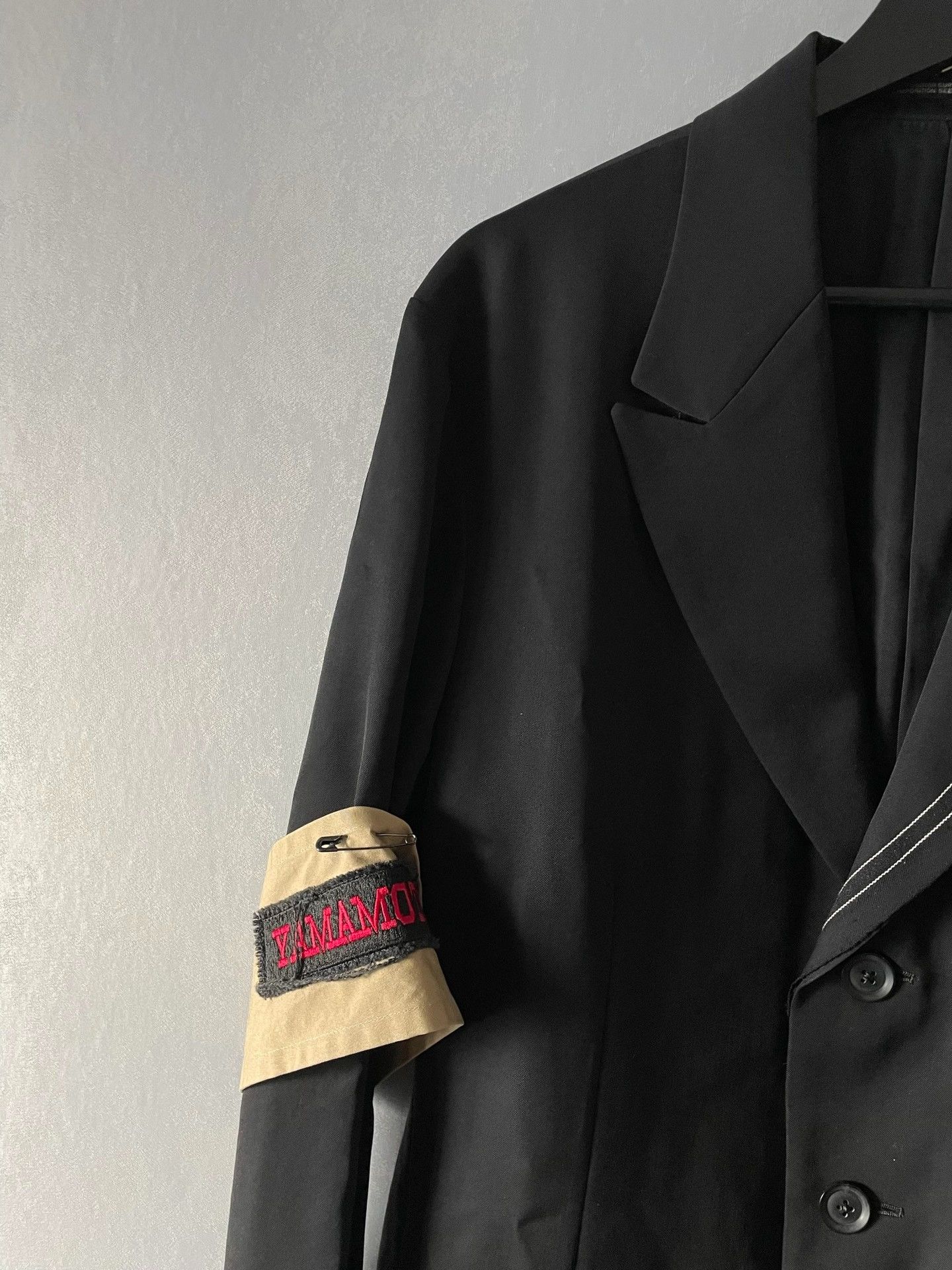 Yohji Yamamoto asymmetrical jacket with sleeve patch by yohji yamamoto Size US S / EU 44-46 / 1 - 2 Thumbnail