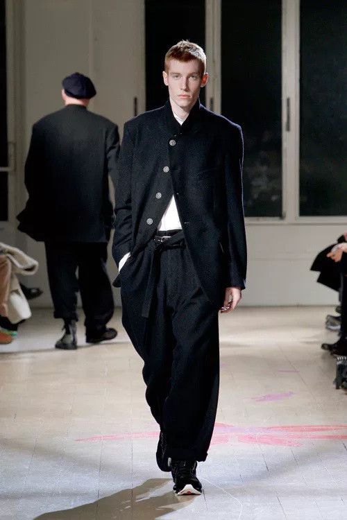 Yohji Yamamoto yohji yamamoto black jacket with silver buttons Size US M / EU 48-50 / 2 - 3 Thumbnail