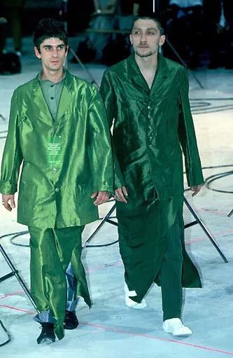 Yohji Yamamoto olive green silk blend jacket Size M / US 6-8 / IT 42-44 - 2 Thumbnail
