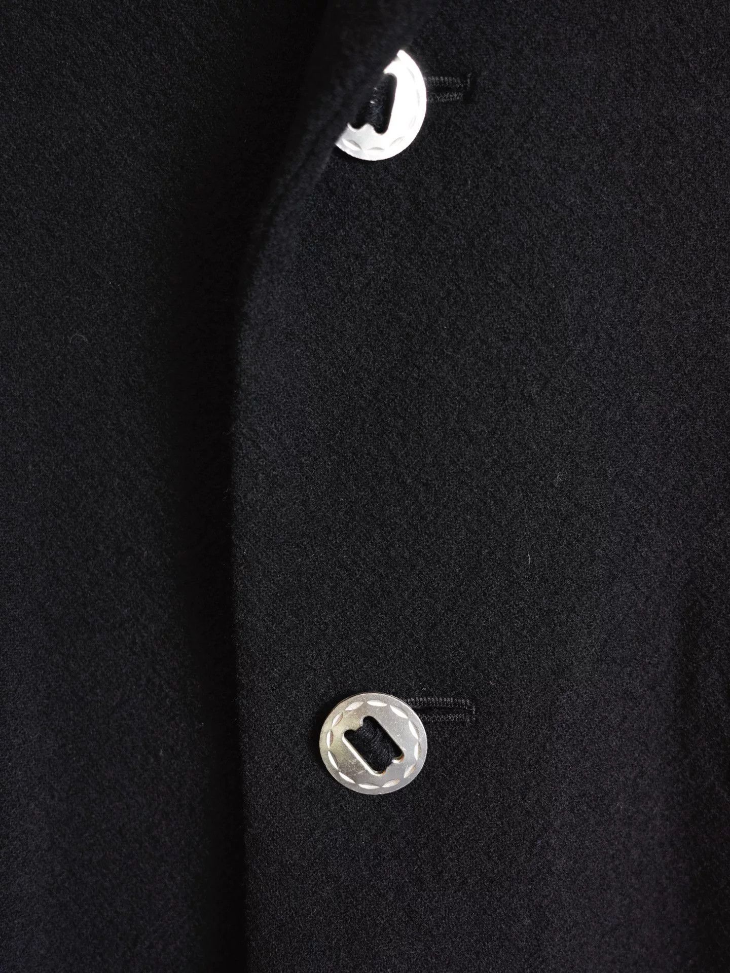 Yohji Yamamoto Yohji Yamamoto Silver Button Black Coat Size US L / EU 52-54 / 3 - 7 Thumbnail