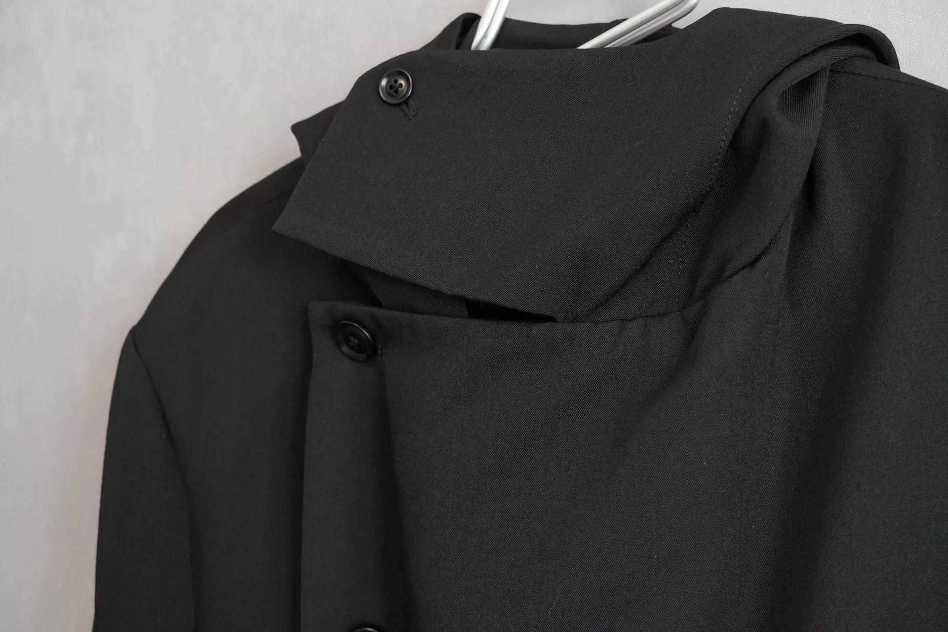 Yohji Yamamoto Yohji Yamamoto Hooded Embroidered Coat Size US M / EU 48-50 / 2 - 4 Thumbnail
