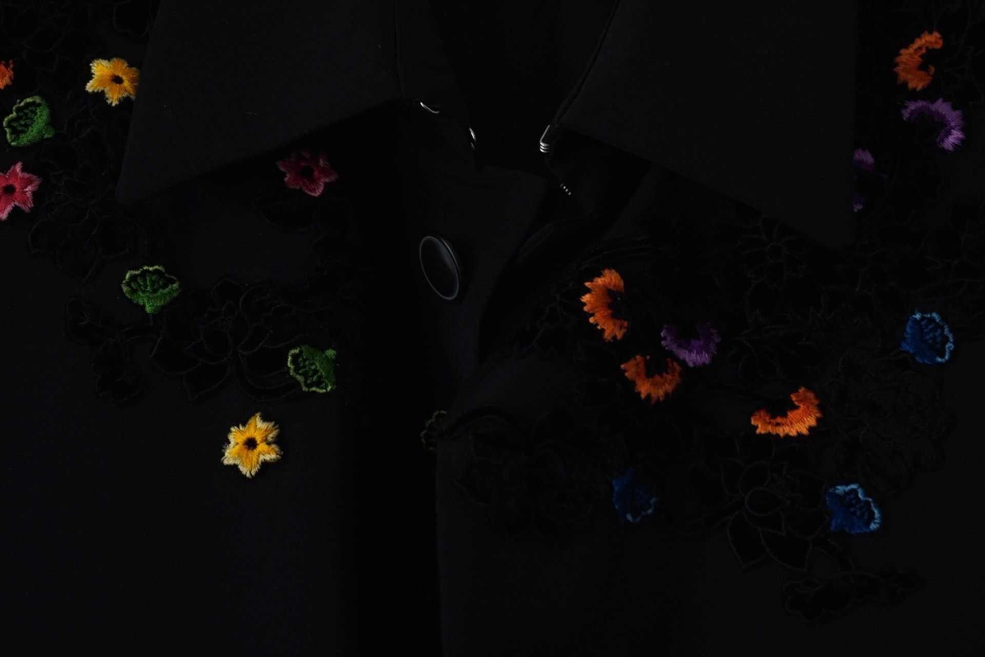 Yohji Yamamoto handmade floral velvet embroidered jacket Size US M / EU 48-50 / 2 - 7 Thumbnail