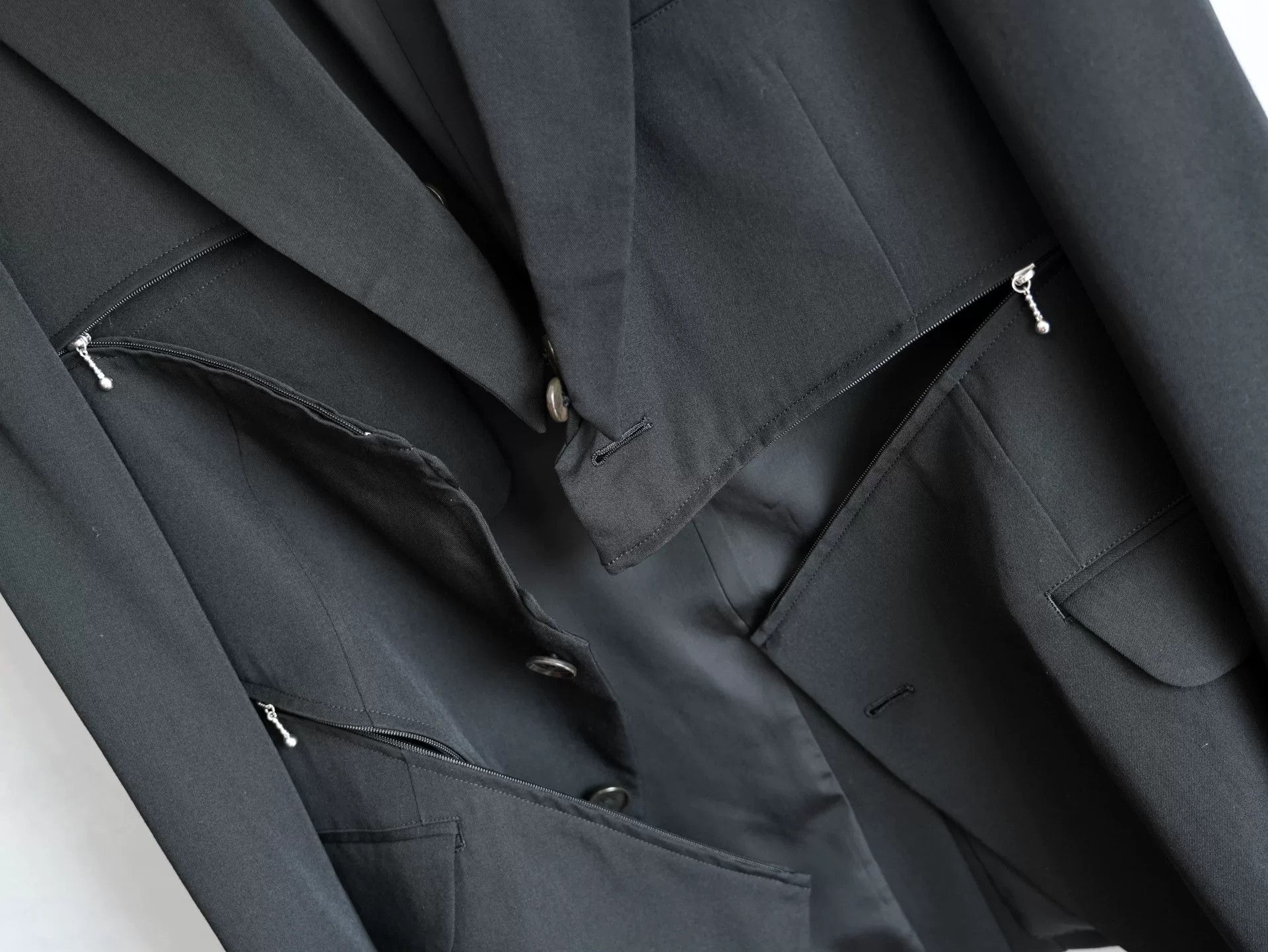 Yohji Yamamoto deconstructed zipper jacket by yohji yamamoto Size US M / EU 48-50 / 2 - 5 Thumbnail