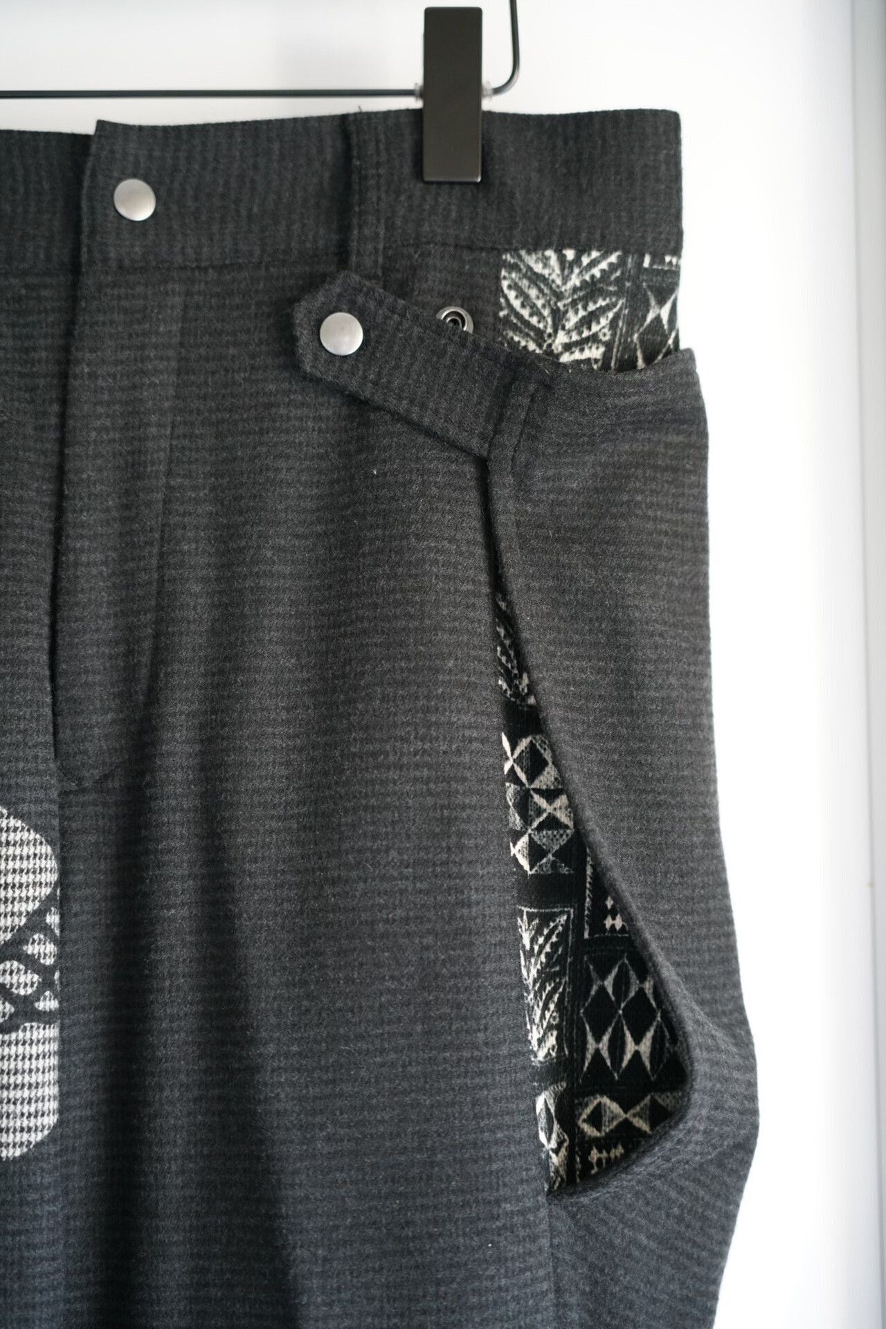 Yohji Yamamoto Yohji Yamamoto Wide-Leg Skull Print Pants Size US 27 - 4 Thumbnail
