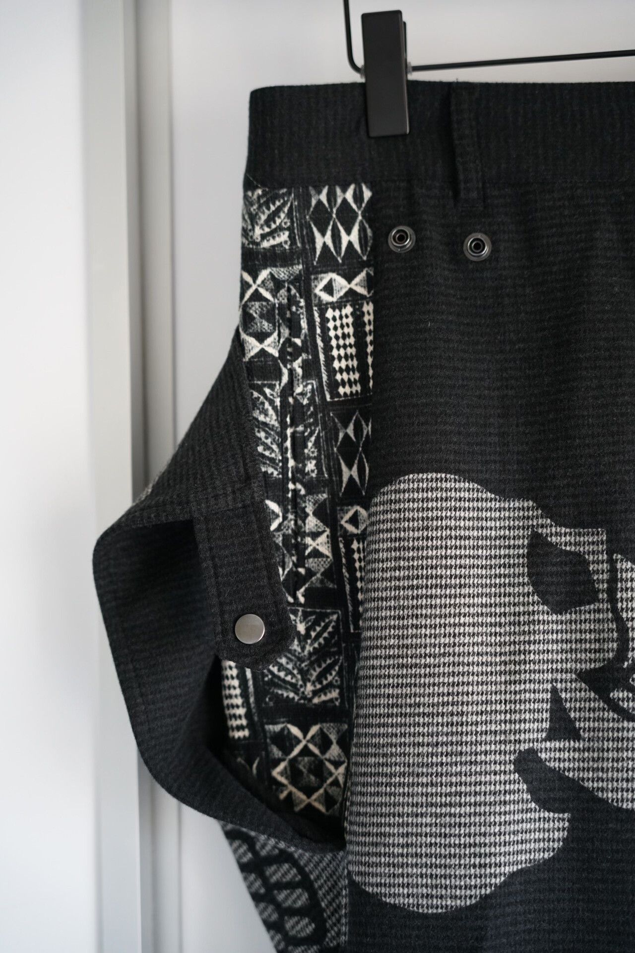 Yohji Yamamoto Yohji Yamamoto Wide-Leg Skull Print Pants Size US 27 - 5 Thumbnail