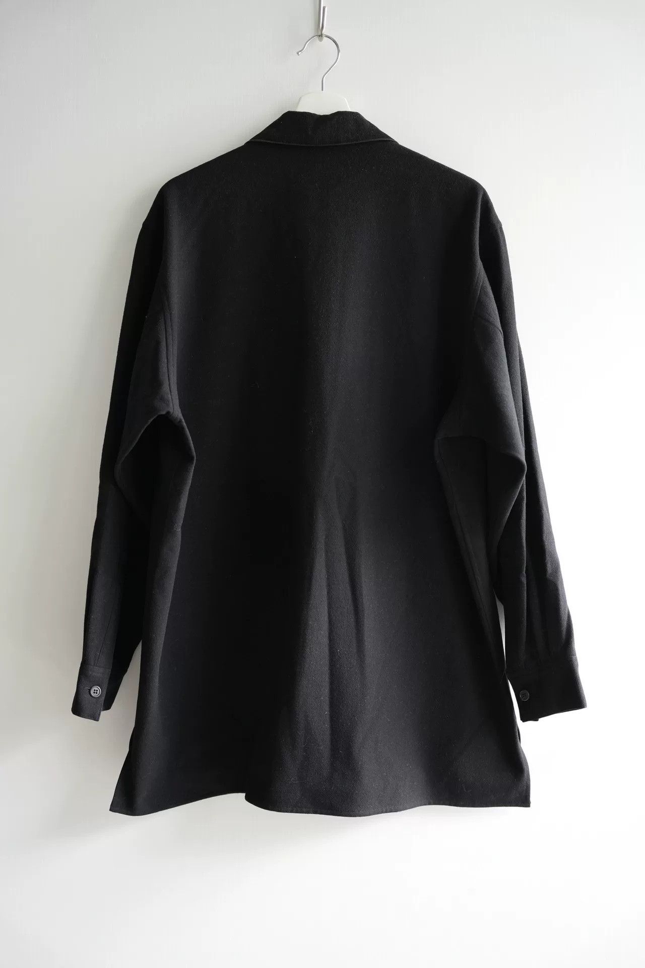 Yohji Yamamoto Yohji Yamamoto Wool Shirt with Unique Design Size US M / EU 48-50 / 2 - 2 Thumbnail