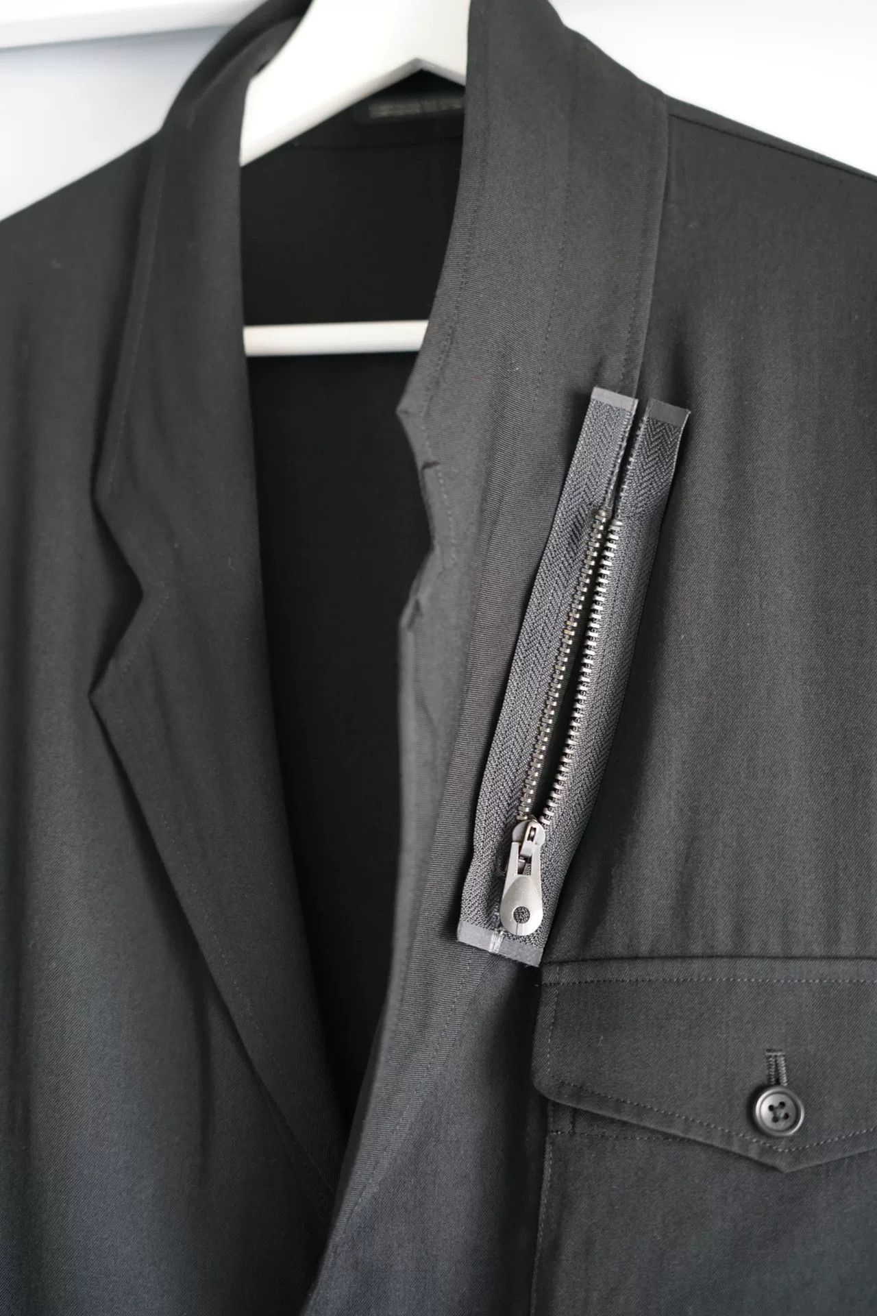 Yohji Yamamoto Yohji Yamamoto Multi-Pocket Long Suit Jacket Size US S / EU 44-46 / 1 - 4 Thumbnail
