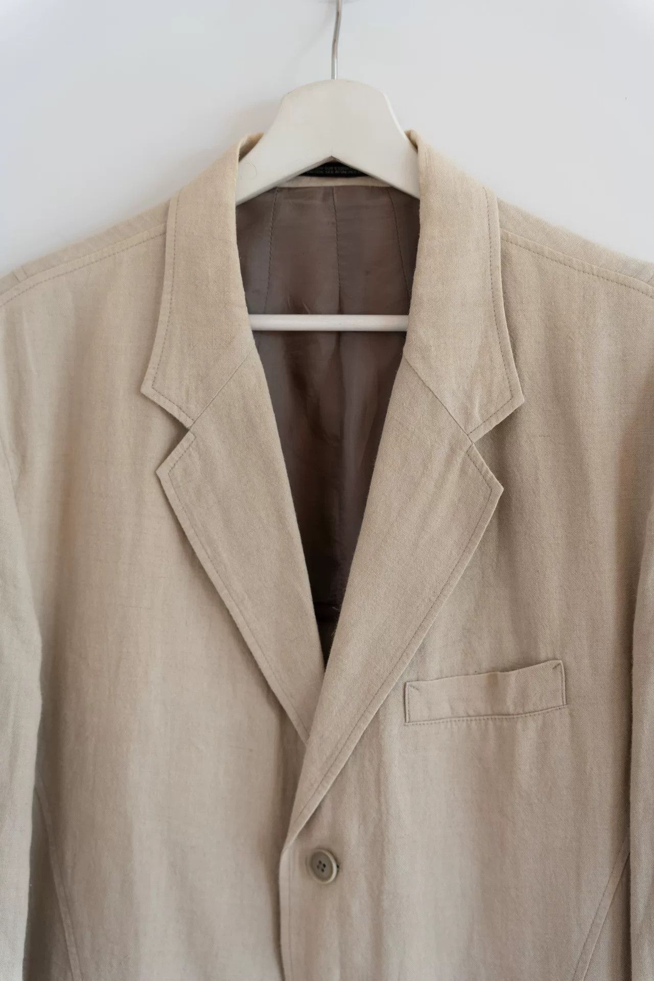 Yohji Yamamoto beige long linen suit jacket by Yohji Yamamoto Size US M / EU 48-50 / 2 - 4 Thumbnail