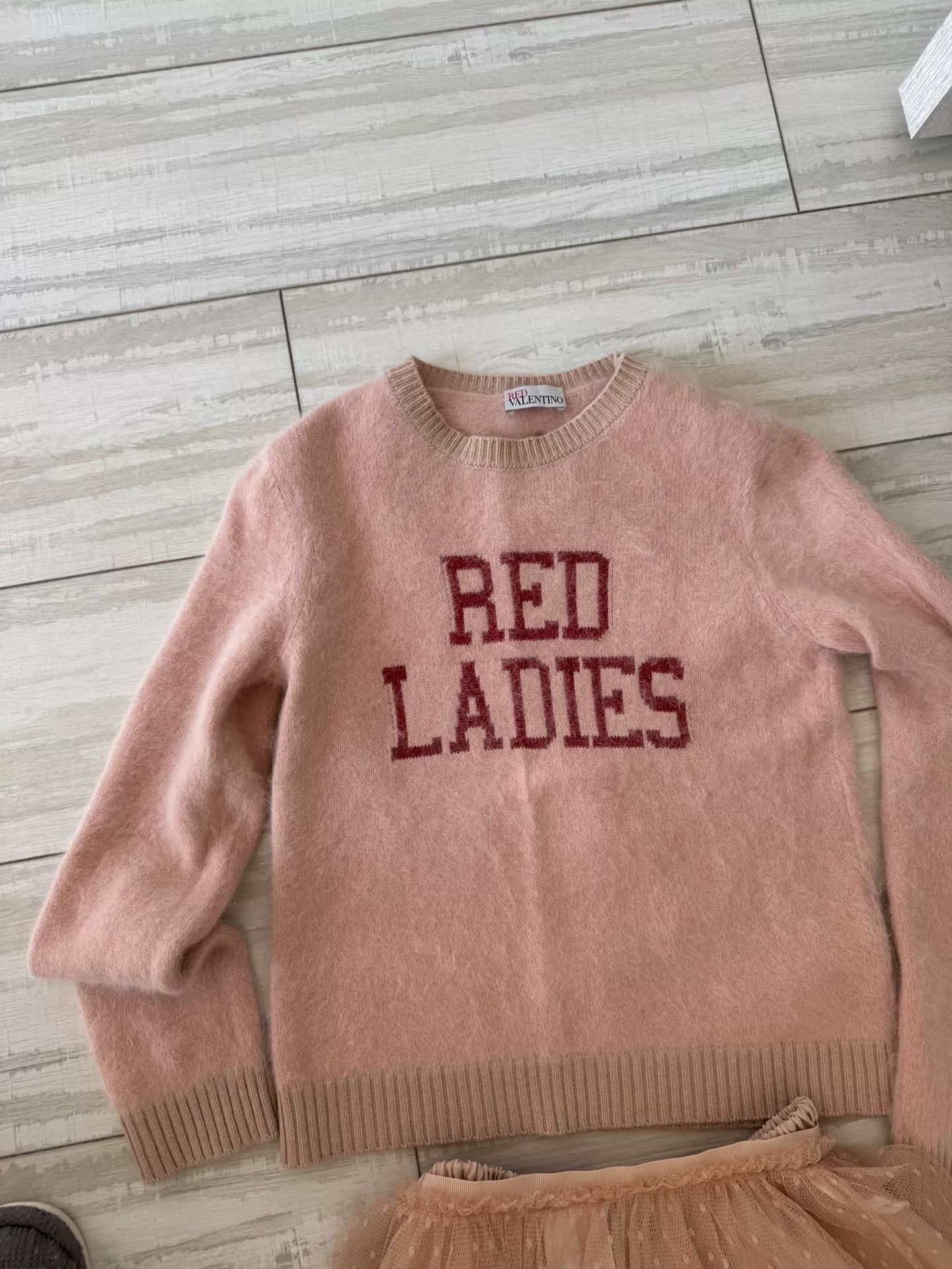 Valentino Red Ladies Cashmere Sweater Size US M / EU 48-50 / 2 - 6 Thumbnail