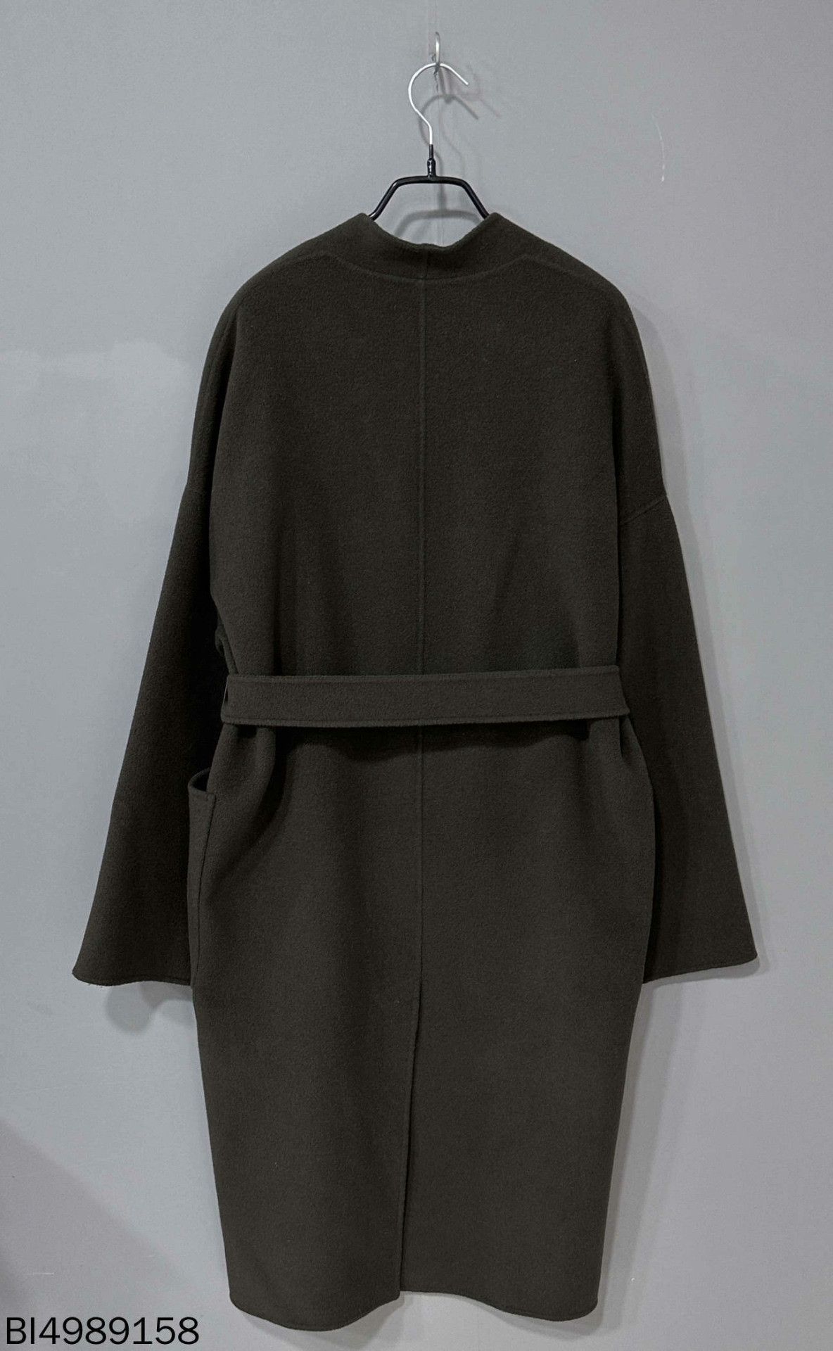 Max Mara olive green v-neck pure wool coat Size US M / EU 48-50 / 2 - 3 Thumbnail
