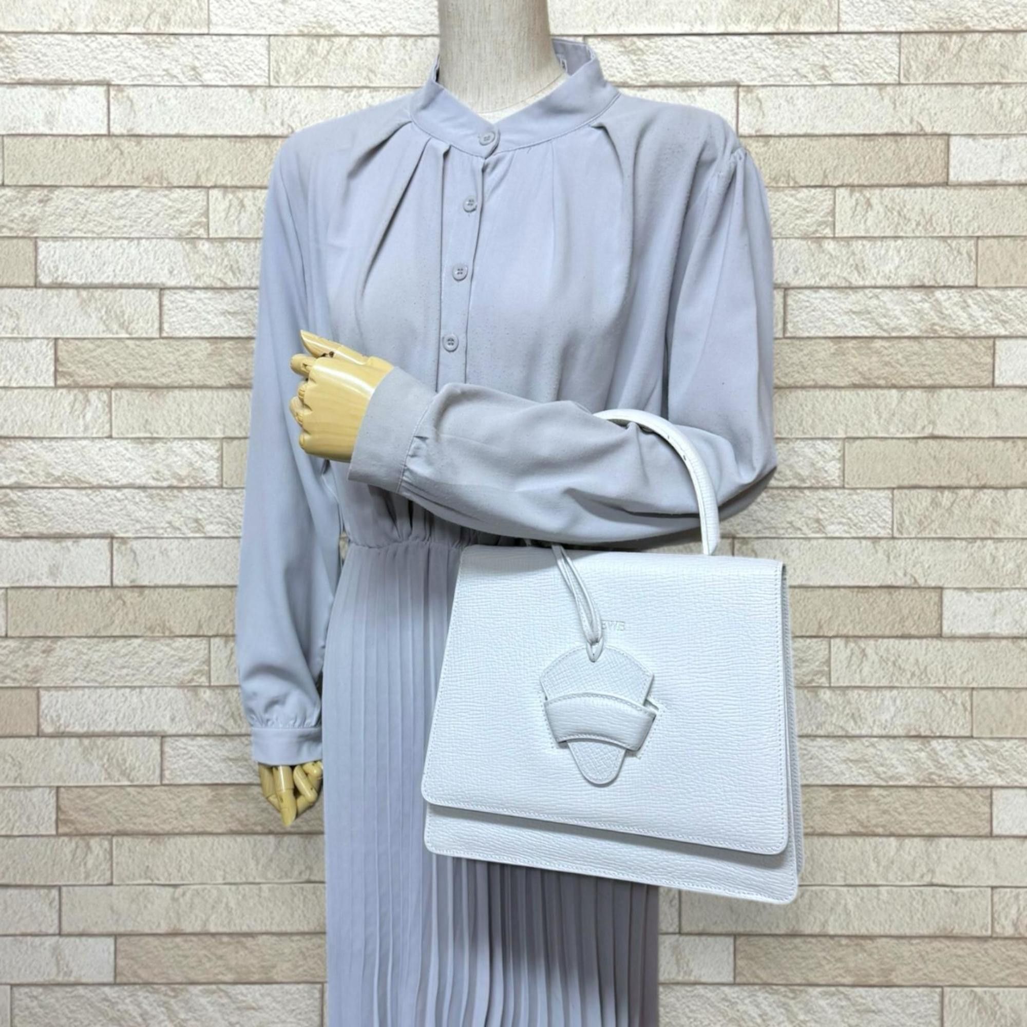 Loewe Pre-owned Loewe Barcelona handbag in white leather. Size ONE SIZE - 2 Thumbnail