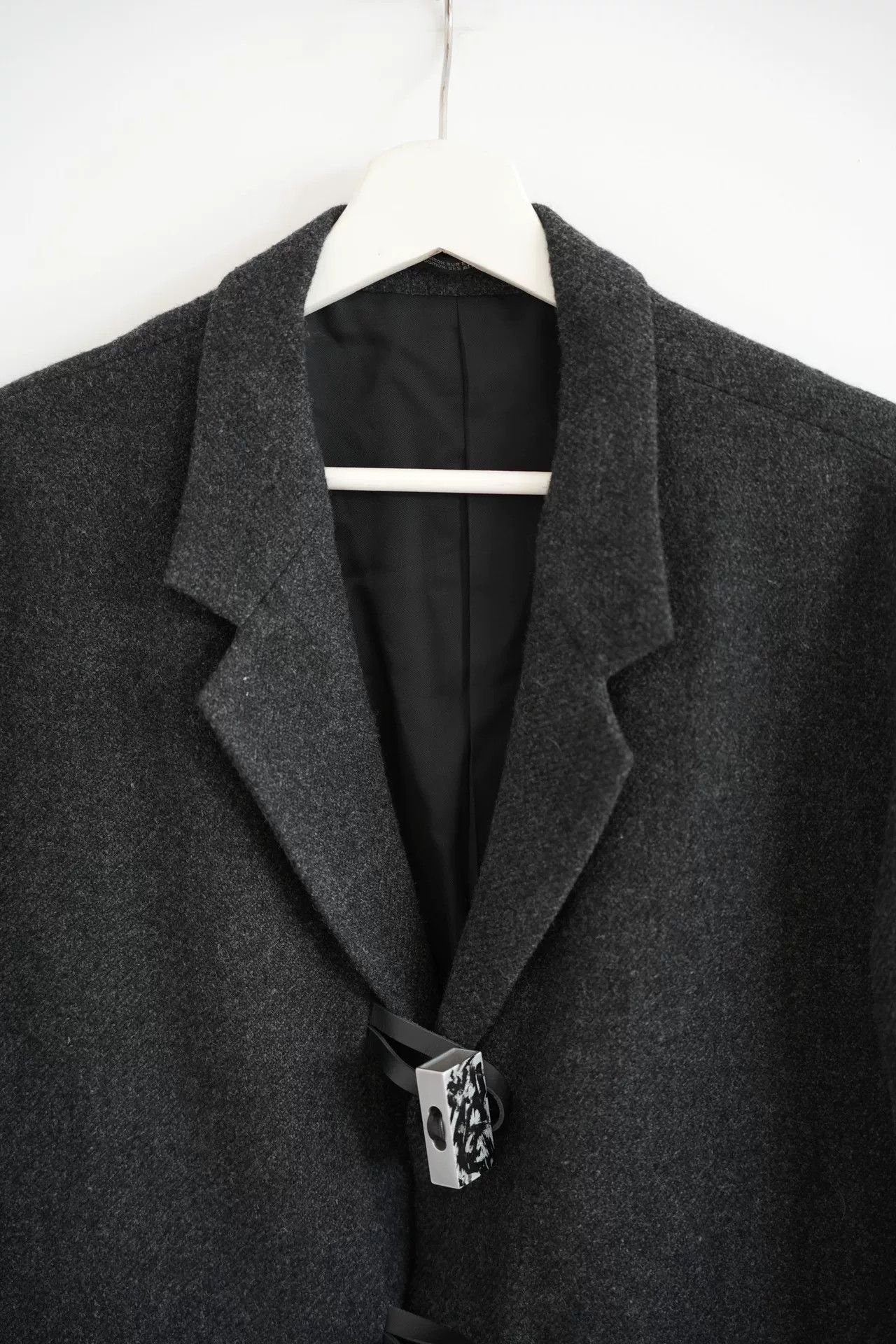 Yohji Yamamoto Yohji Yamamoto Silver Buckle Coat Size US M / EU 48-50 / 2 - 4 Thumbnail
