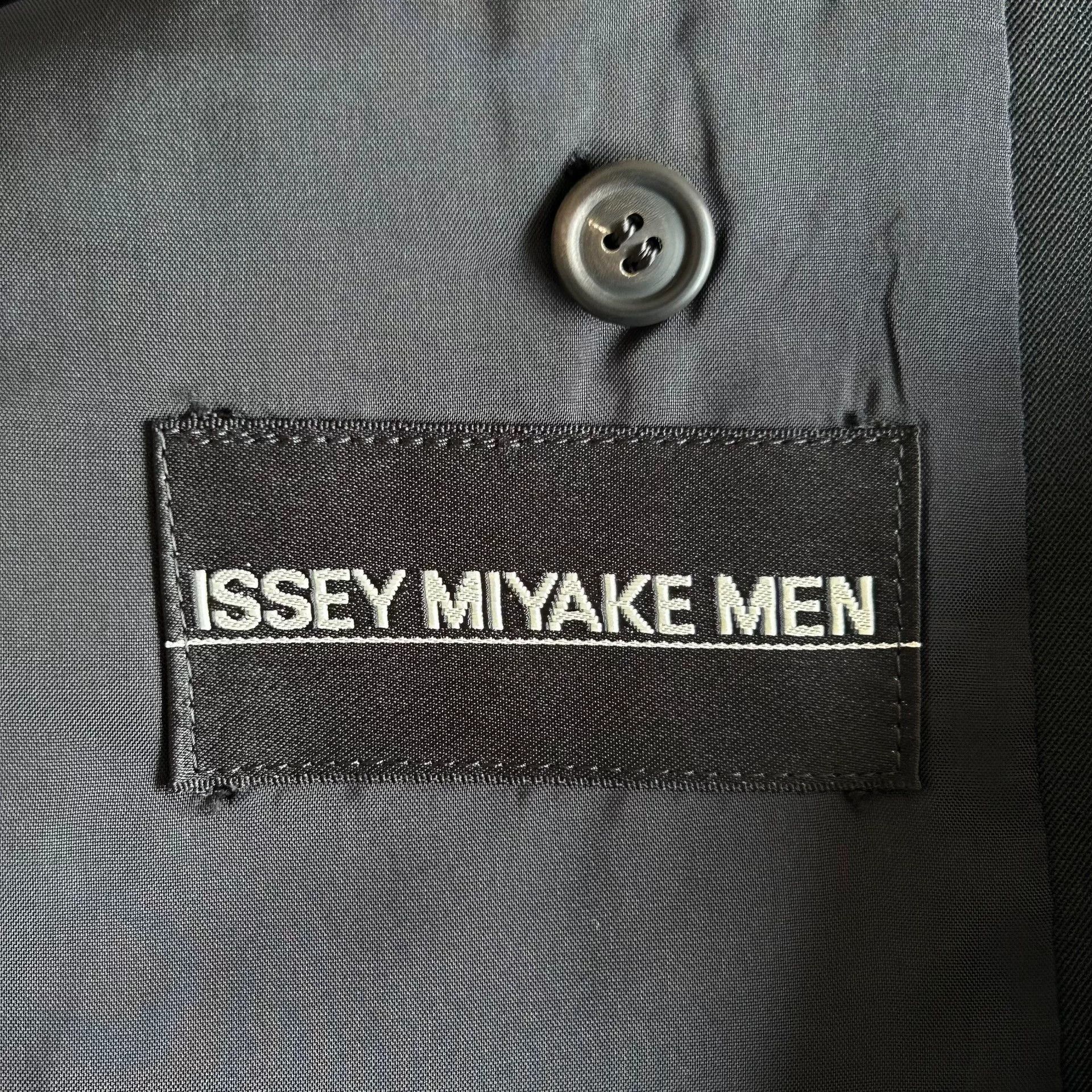 Issey Miyake issey miyake men black wool suit jacket Size US L / EU 52-54 / 3 - 5 Thumbnail