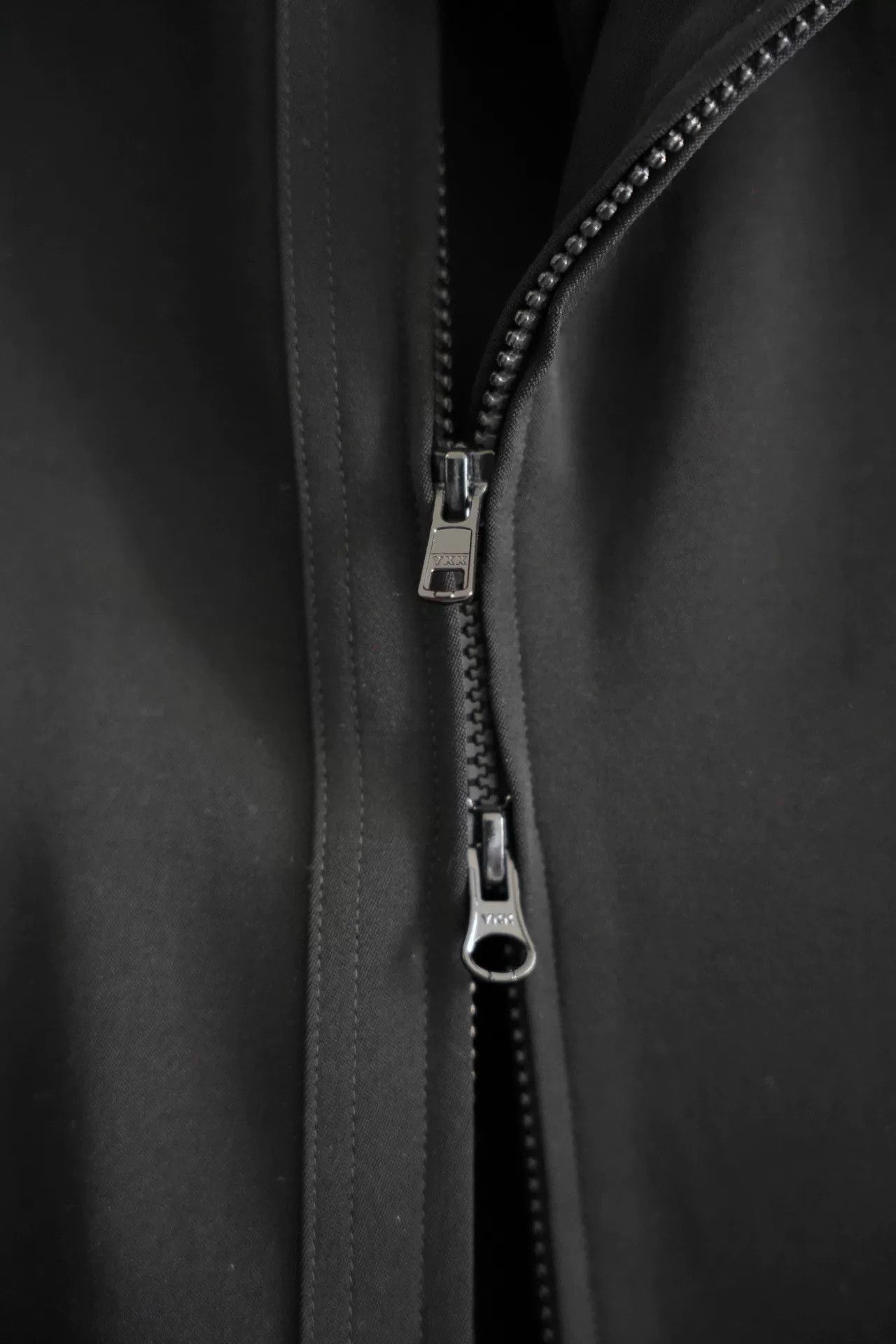 Yohji Yamamoto yohji yamamoto black suit with red cuffs Size US S / EU 44-46 / 1 - 7 Thumbnail