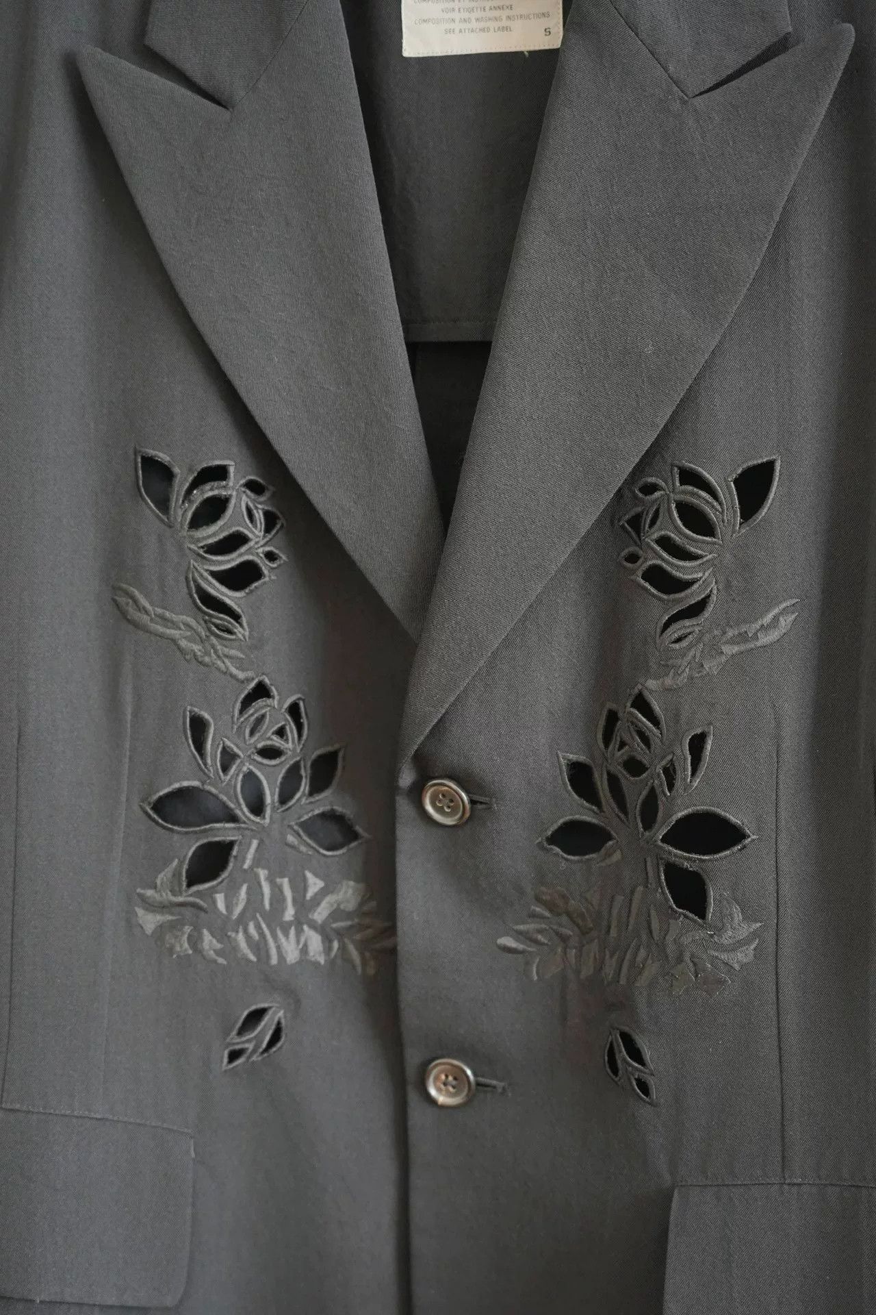 Yohji Yamamoto yohji yamamoto floral cutout blazer Size US S / EU 44-46 / 1 - 3 Thumbnail