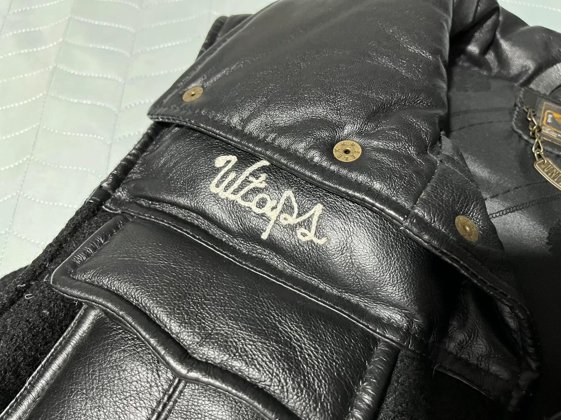Wtaps WTAPS Military Black Leather Down Vest Size US L / EU 52-54 / 3 - 6 Thumbnail
