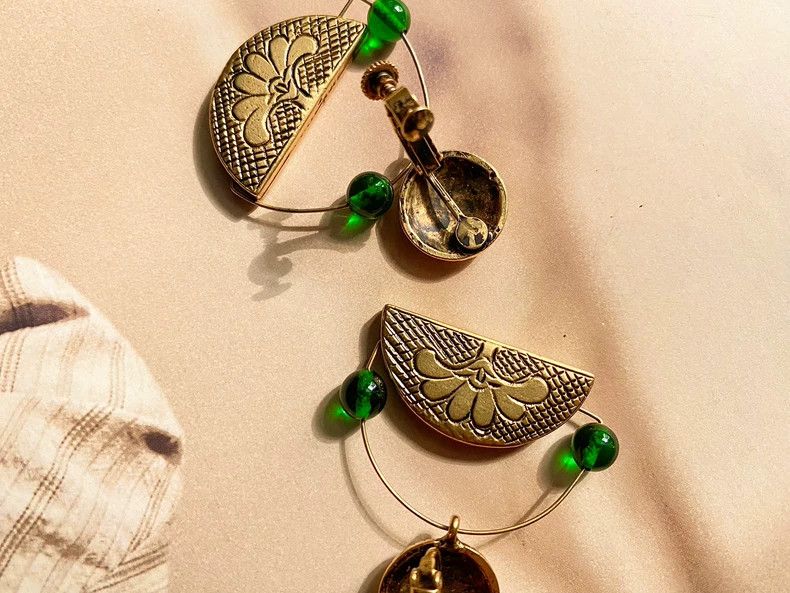 Kenzo 1986 Kenzo Green Glass Bead Earrings Size ONE SIZE - 5 Thumbnail