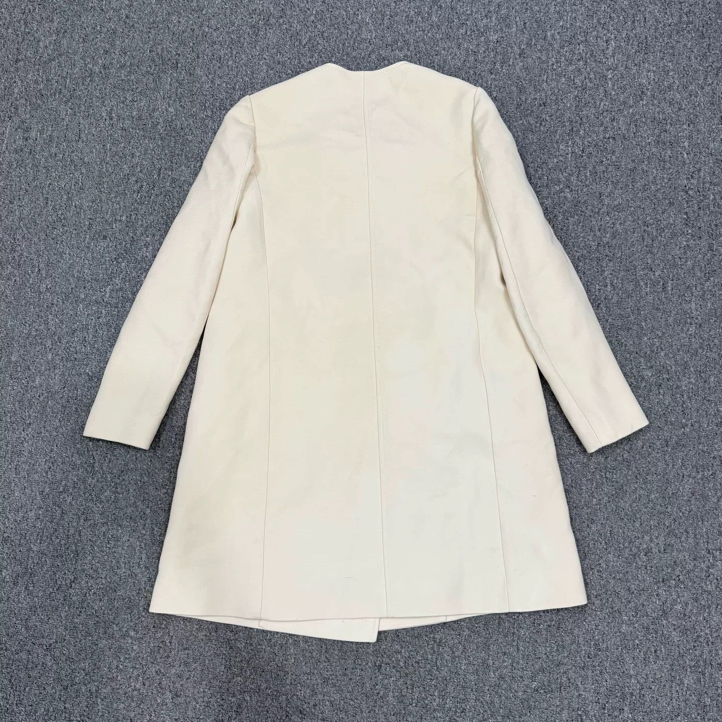 Valentino Valentino Wool Coat with Chinese Knot Size US M / EU 48-50 / 2 - 2 Thumbnail