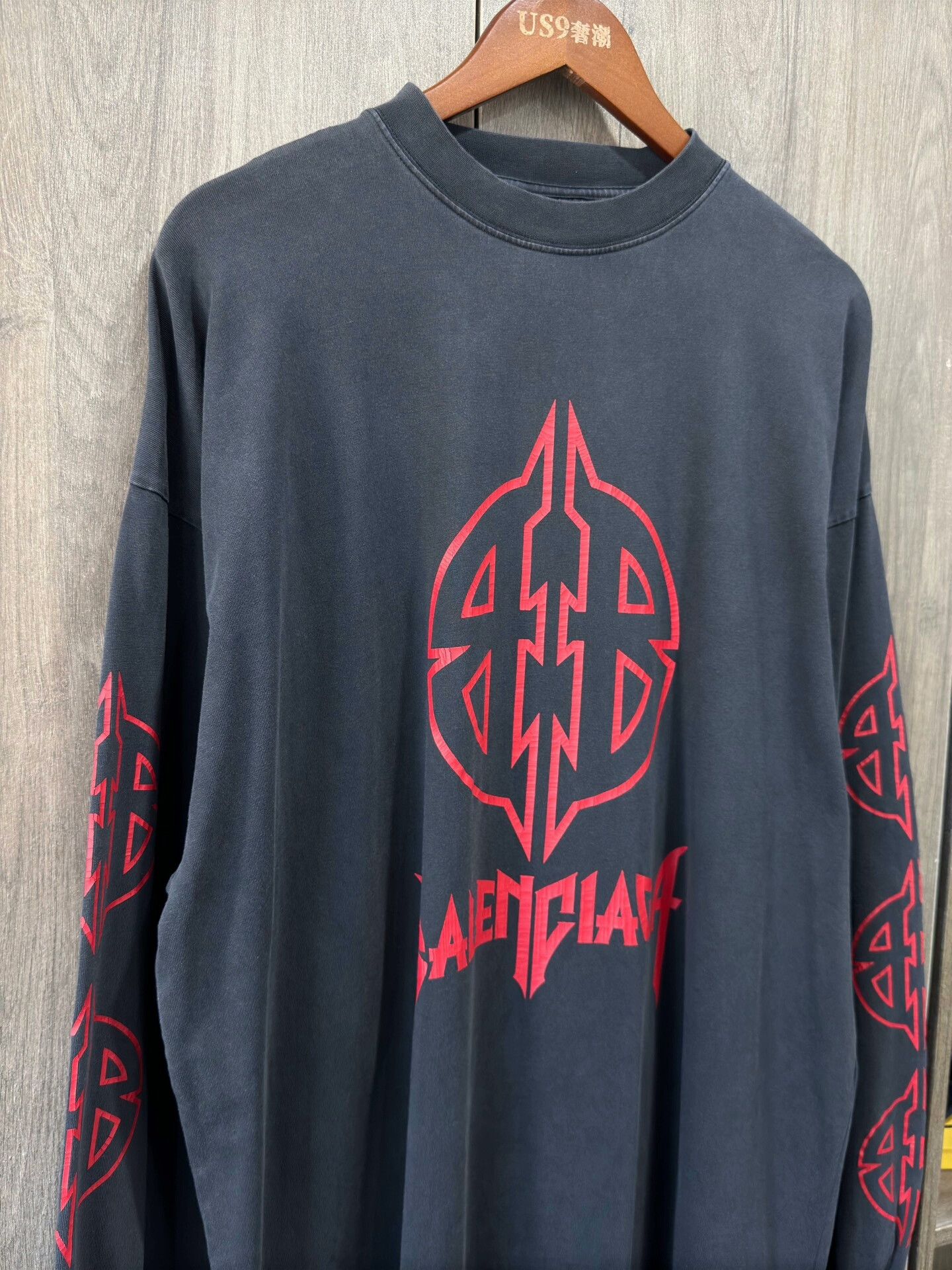 Balenciaga Balenciaga Bitcoin Distressed Longsleeve Size US S / EU 44-46 / 1 - 4 Thumbnail