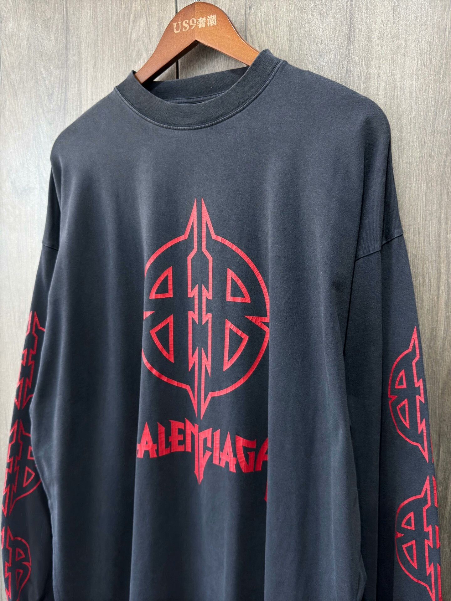 Balenciaga Balenciaga Bitcoin Distressed Longsleeve Size US S / EU 44-46 / 1 - 5 Thumbnail