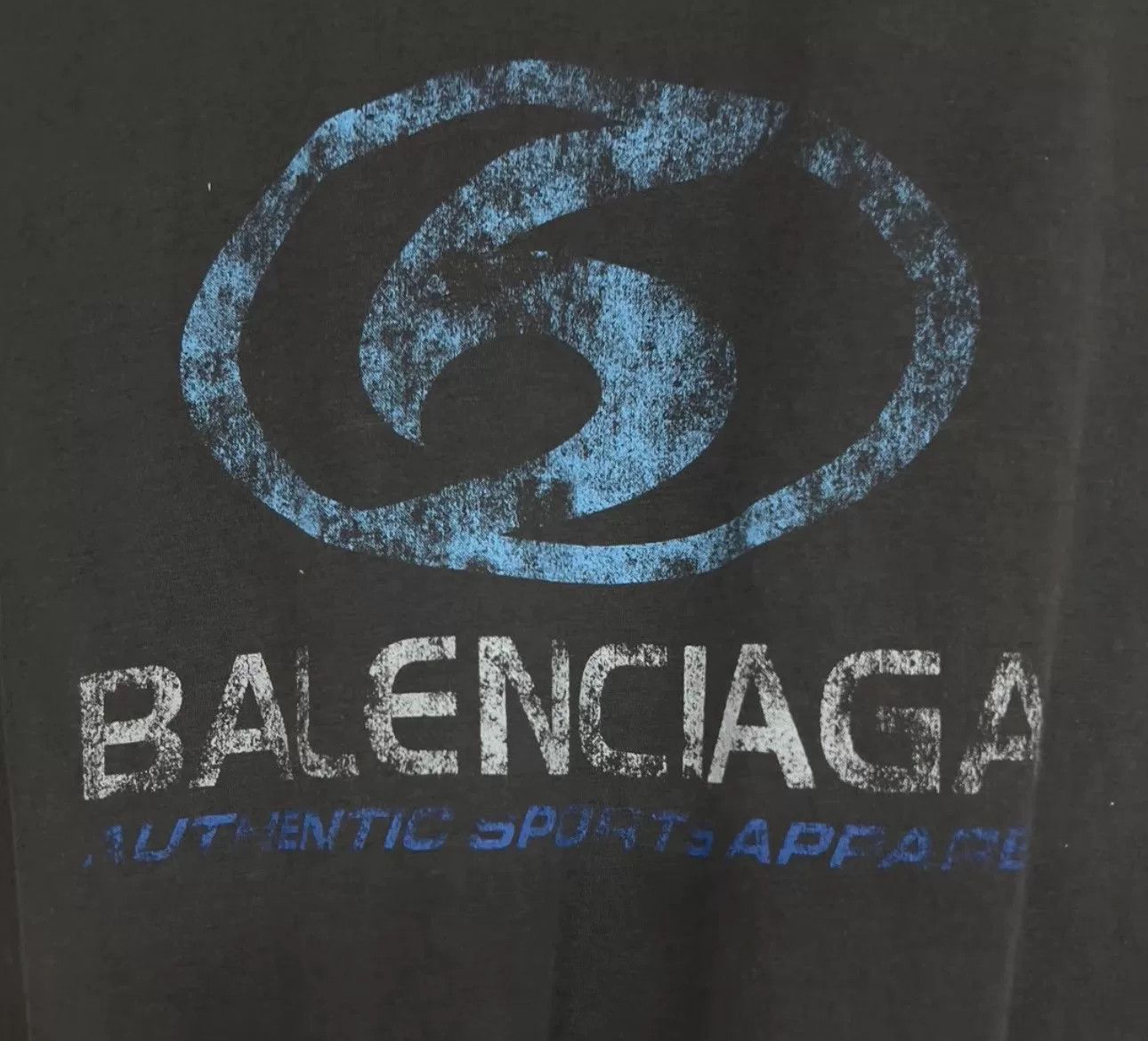 Balenciaga Balenciaga Distressed Logo Sleeveless Vest Size US S / EU 44-46 / 1 - 3 Thumbnail
