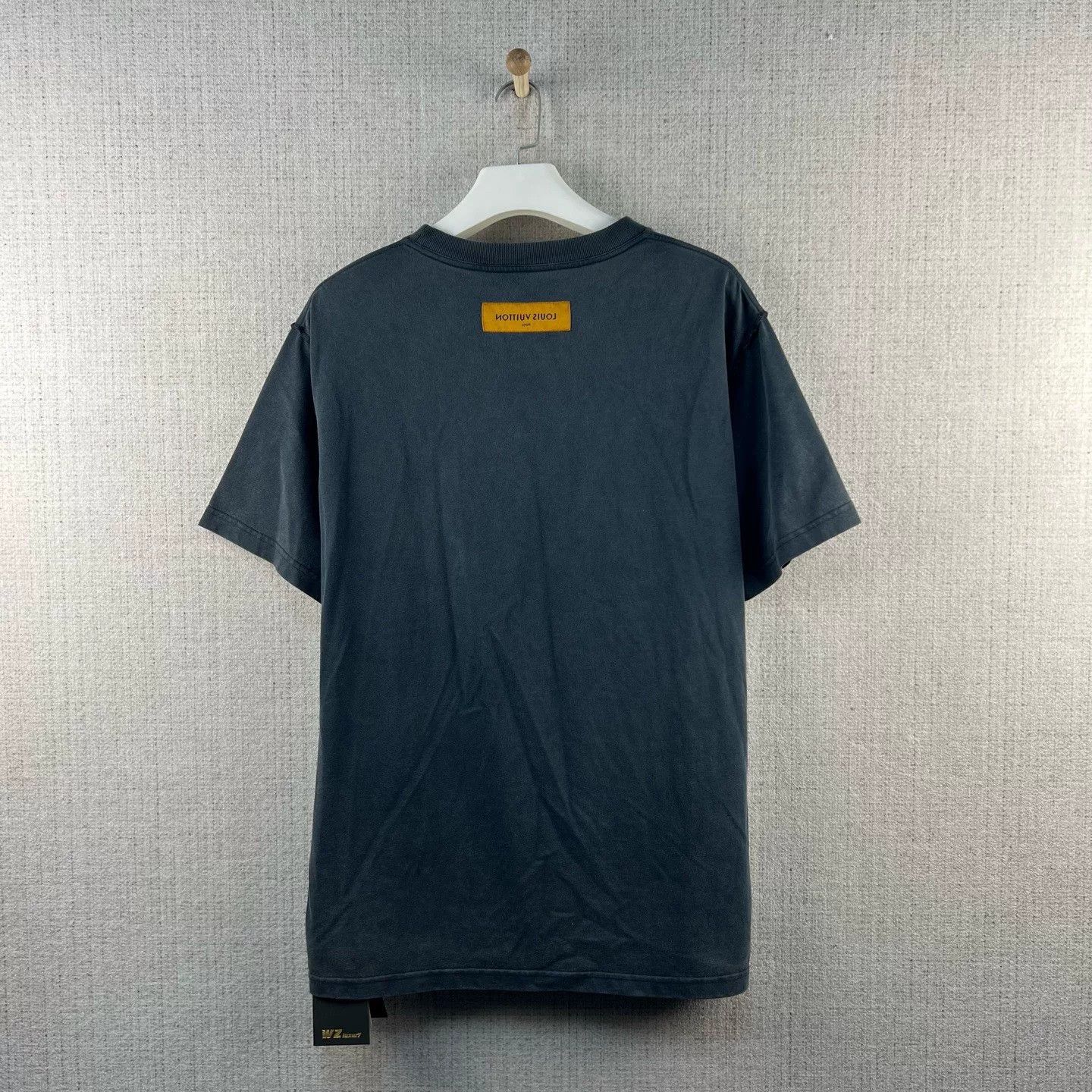 Louis Vuitton LOUIS VUITTON FW21 Solid Back Logo Tee Size US XL / EU 56 / 4 - 3 Thumbnail