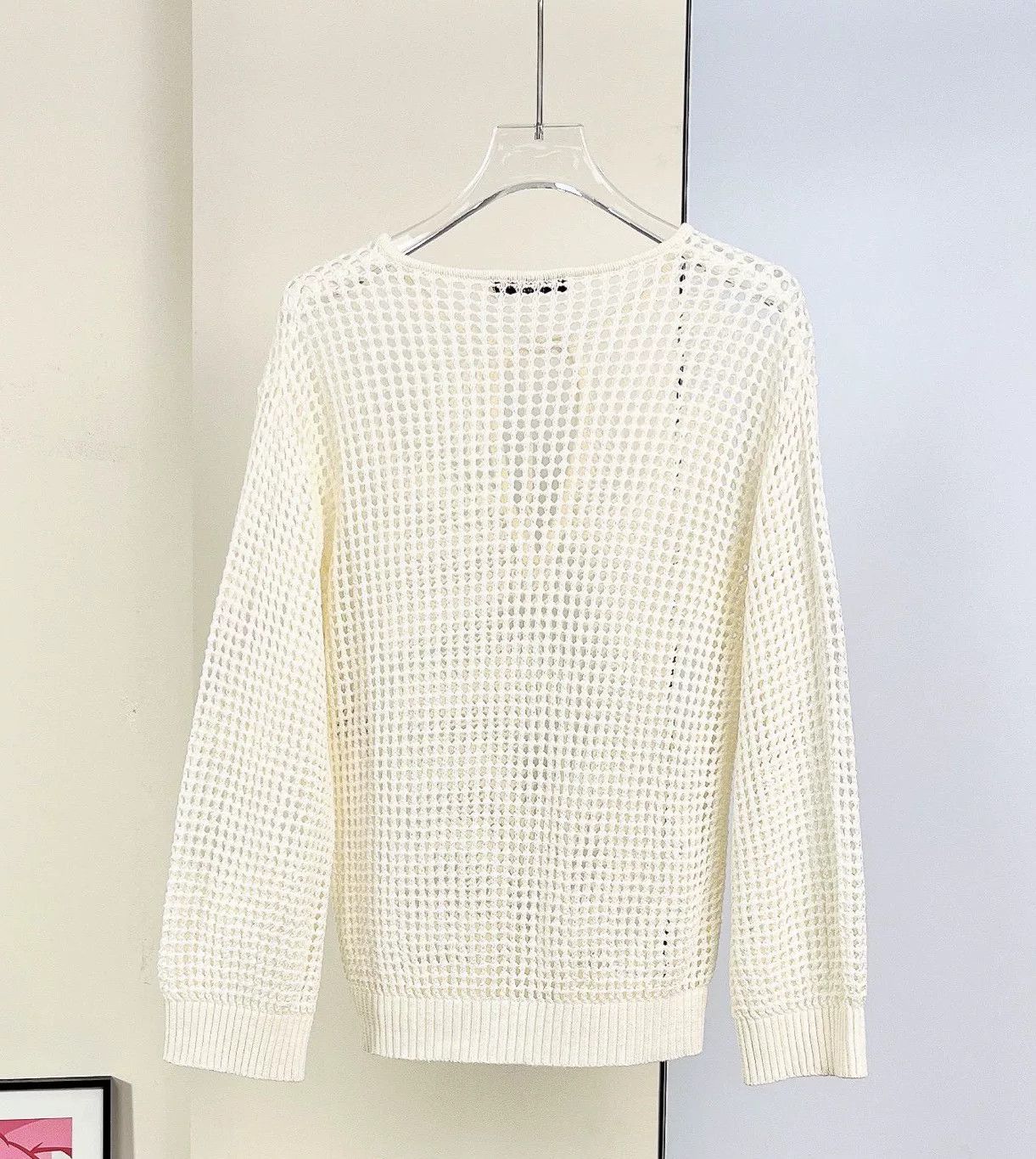 Dior white hollow knit pullover by dior Size US XS / EU 42 / 0 - 2 Thumbnail