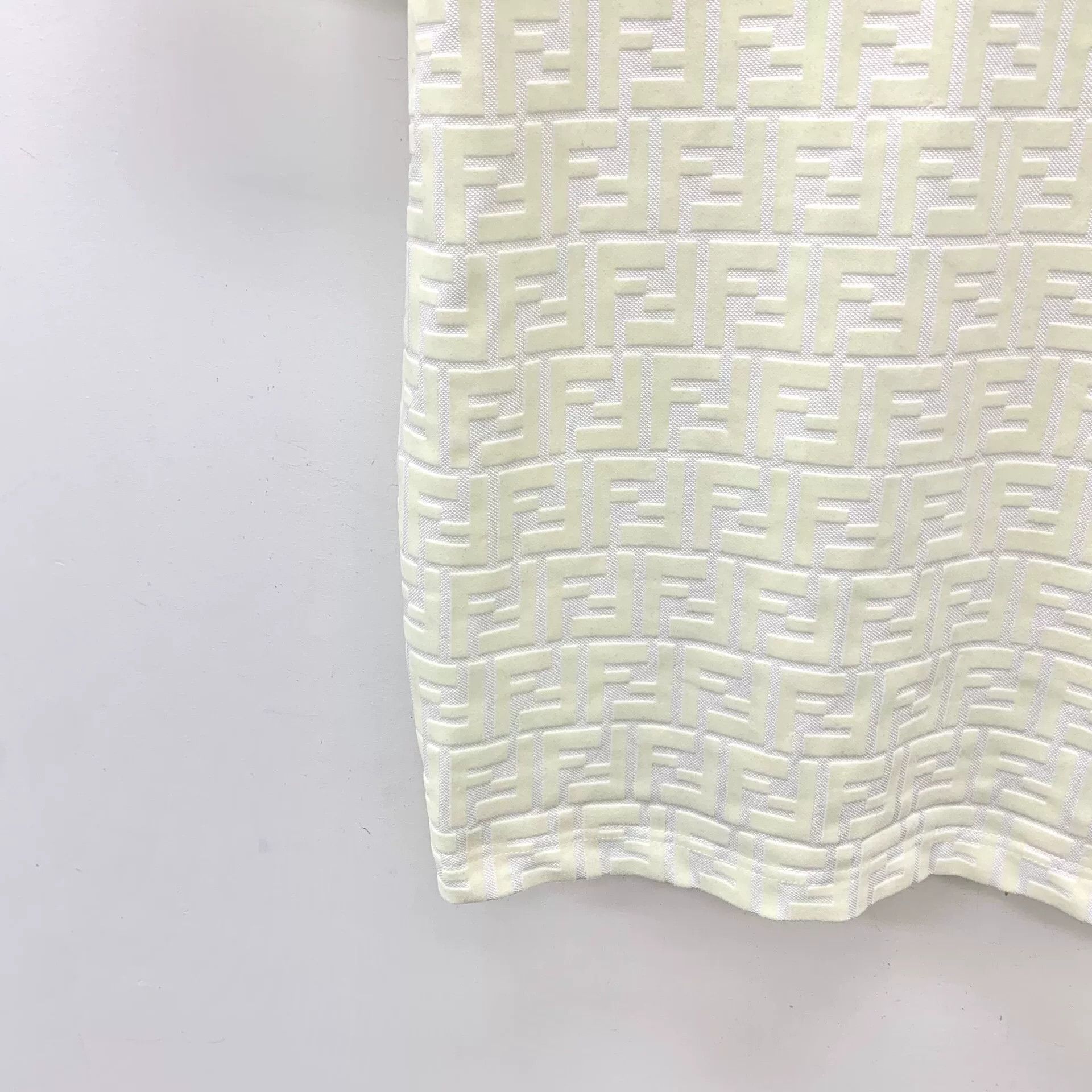 Fendi fendi beige logo print short sleeve polo Size US M / EU 48-50 / 2 - 4 Thumbnail