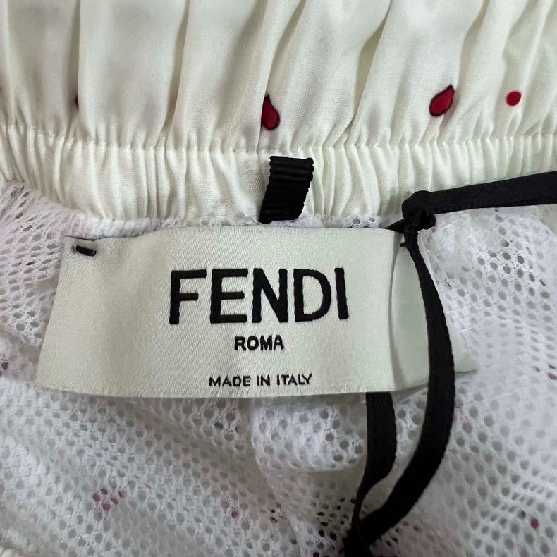 Fendi FENDI Heart Logo White Shorts Size US 38 / EU 54 - 3 Thumbnail