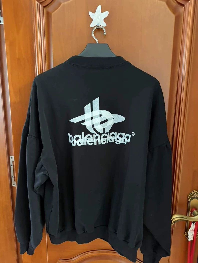 Balenciaga Balenciaga Phantom Logo Long Sleeve Size US XXL / EU 58 / 5 - 2 Thumbnail