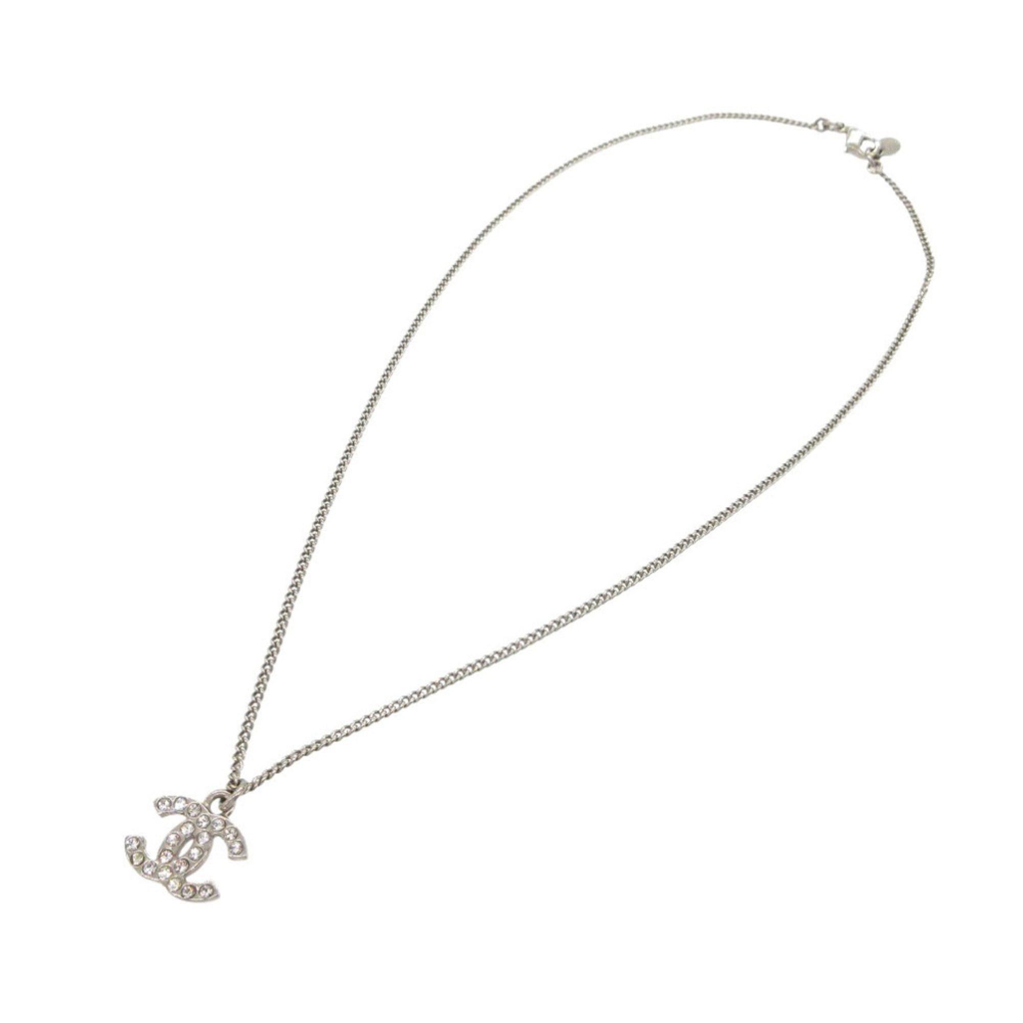 Chanel Excellent condition Chanel Coco Mark C12V necklace with metal rhinestones and silver accents, item number 0548CHANEL Size ONE SIZE - 2 Thumbnail