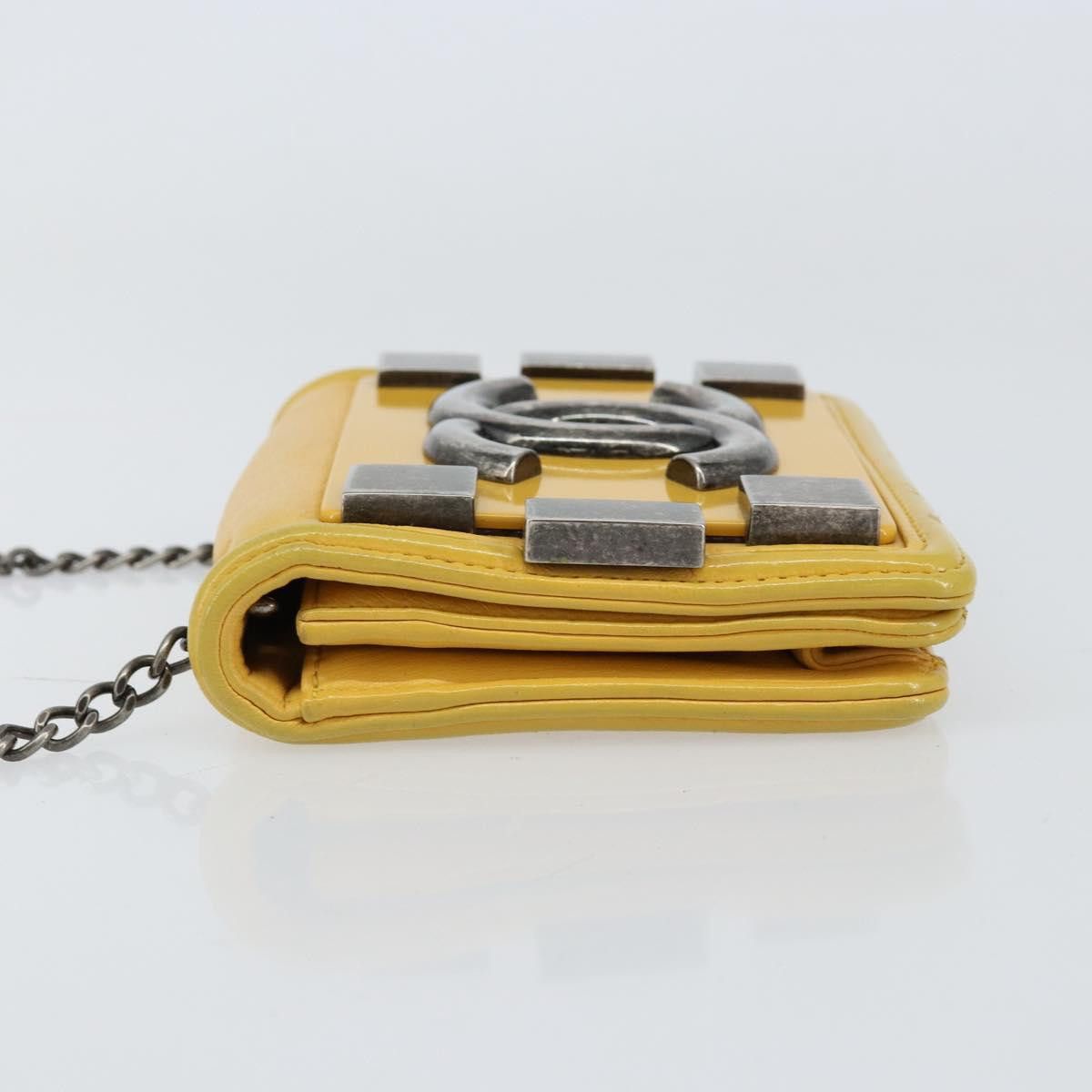 Chanel Chanel Boy Brick Flap Bag Lambskin and Plexiglass Size ONE SIZE - 4 Thumbnail
