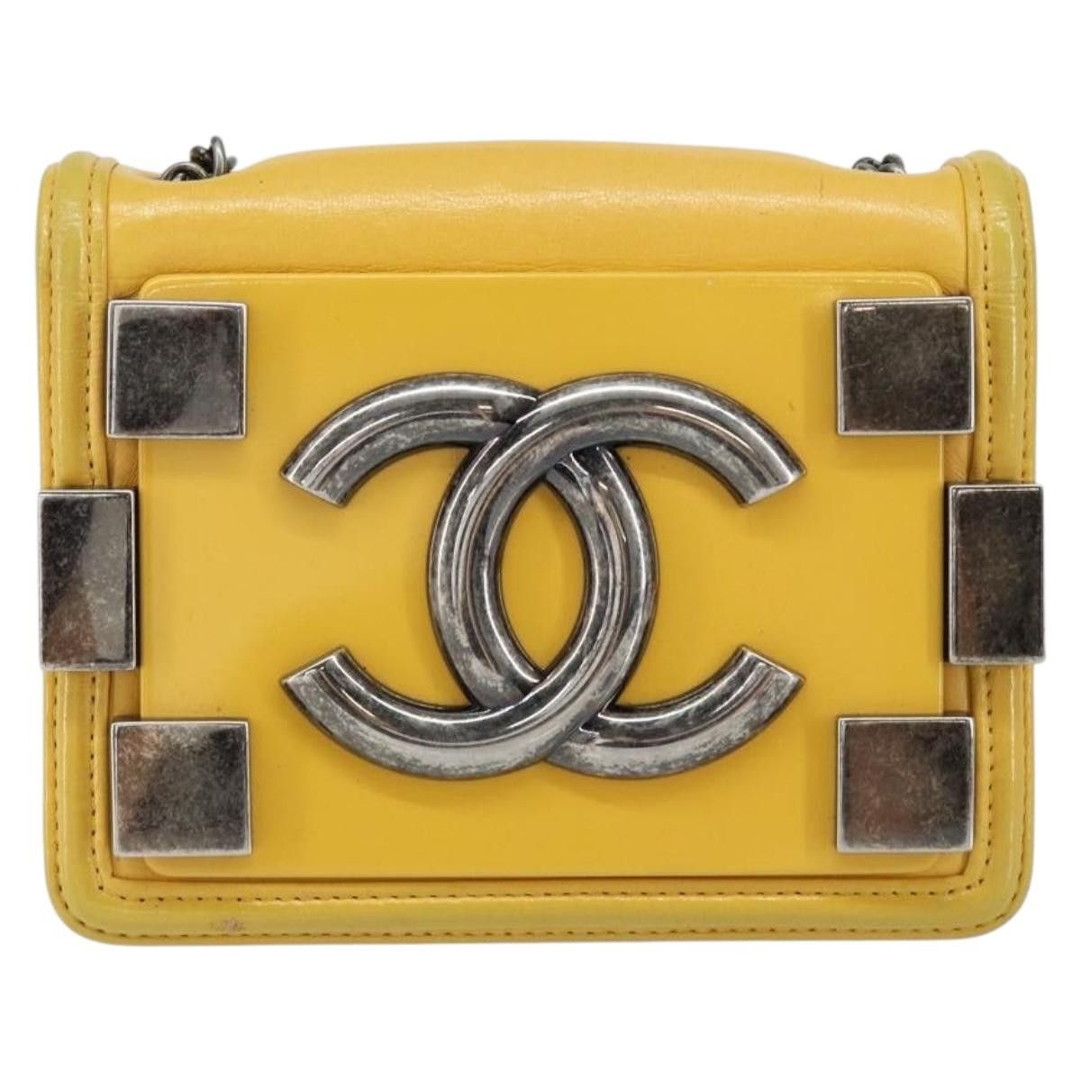 Chanel Chanel Boy Brick Flap Bag Lambskin and Plexiglass Size ONE SIZE - 18 Thumbnail