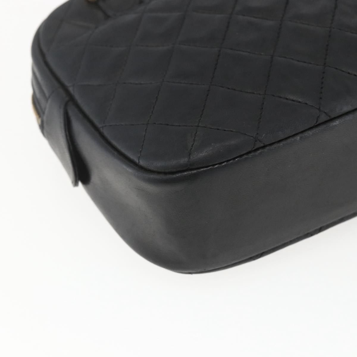 Chanel Chanel Vintage Camera Bag Quilted Leather Size ONE SIZE - 9 Thumbnail