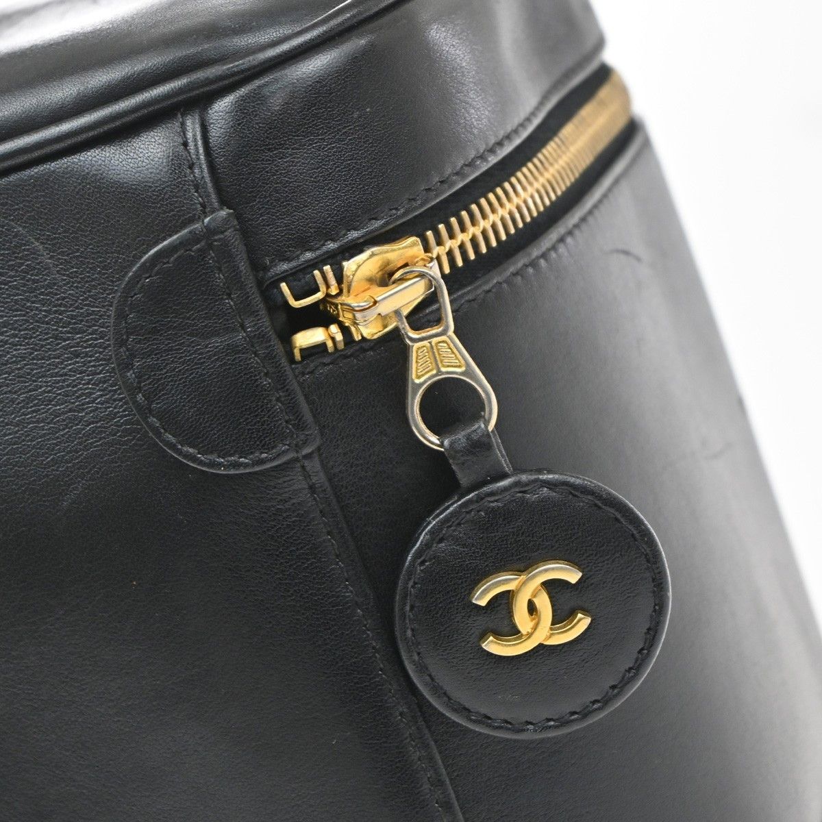 Chanel Chanel Vintage Cosmetic Case Leather Size ONE SIZE - 11 Thumbnail