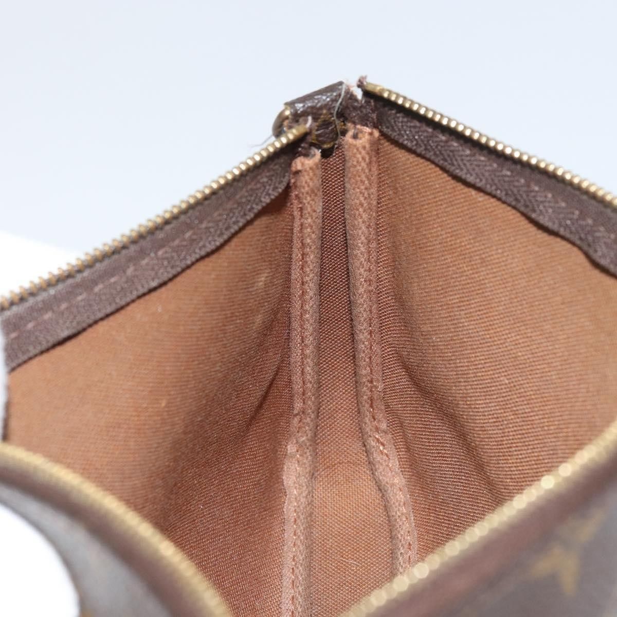 Louis Vuitton Louis Vuitton Pochette Accessoires NM Monogram Canvas Size ONE SIZE - 15 Thumbnail