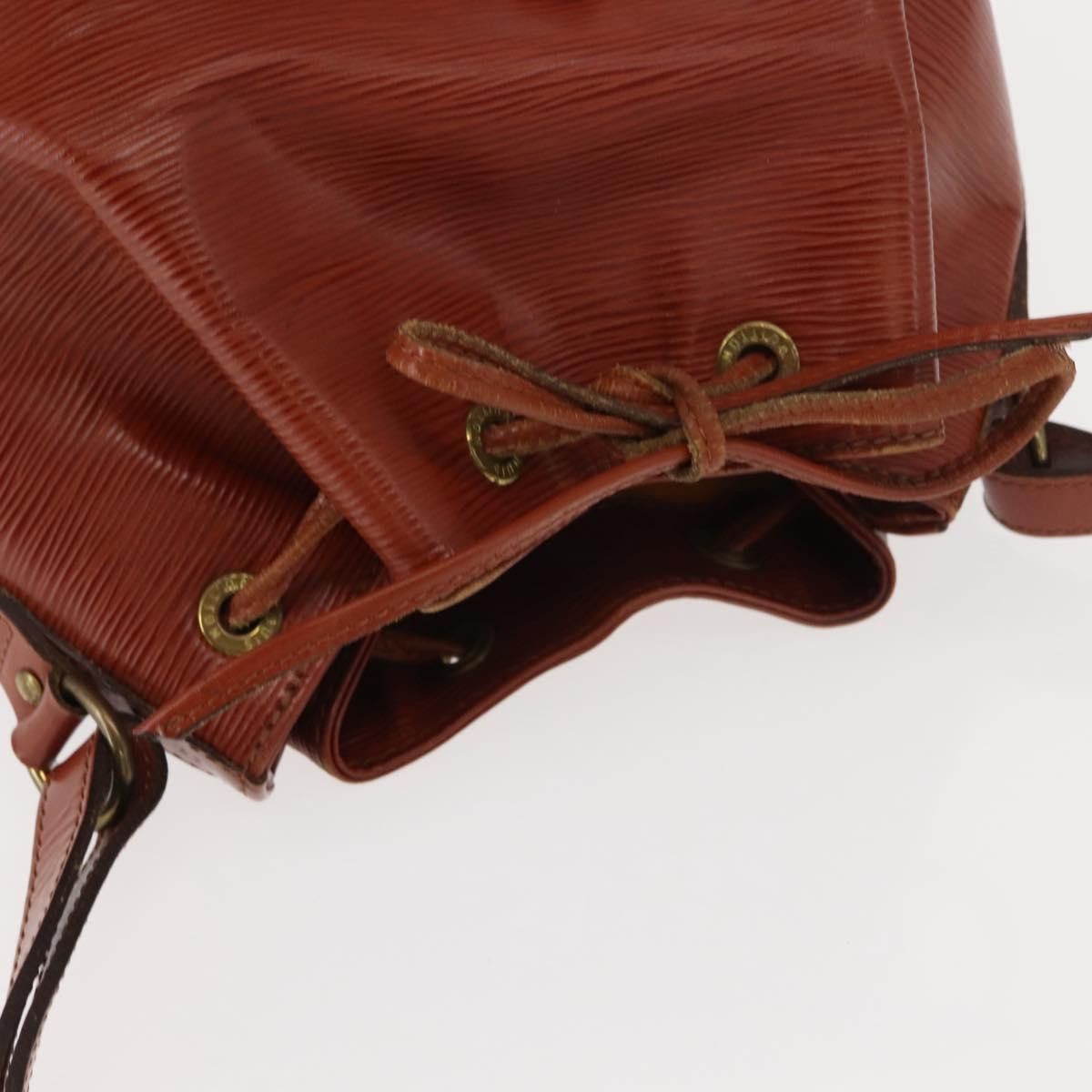 Louis Vuitton Louis Vuitton Petit Noe Handbag Epi Leather Size ONE SIZE - 16 Thumbnail
