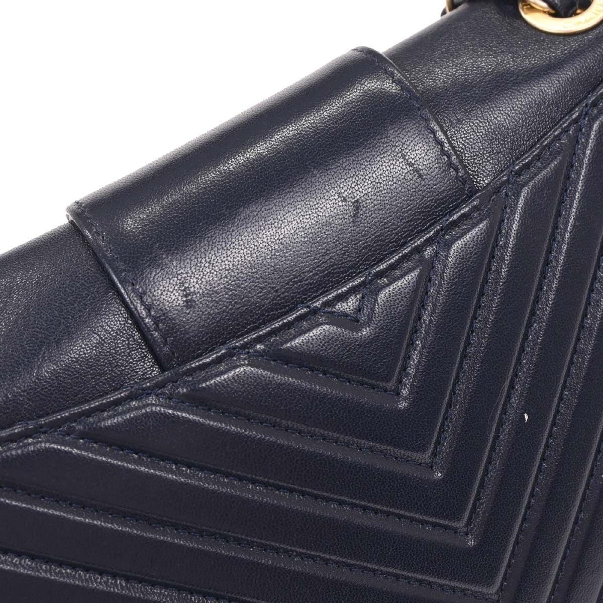 Chanel Chanel Collar and Tie Flap Bag Chevron Sheepskin Size ONE SIZE - 6 Thumbnail